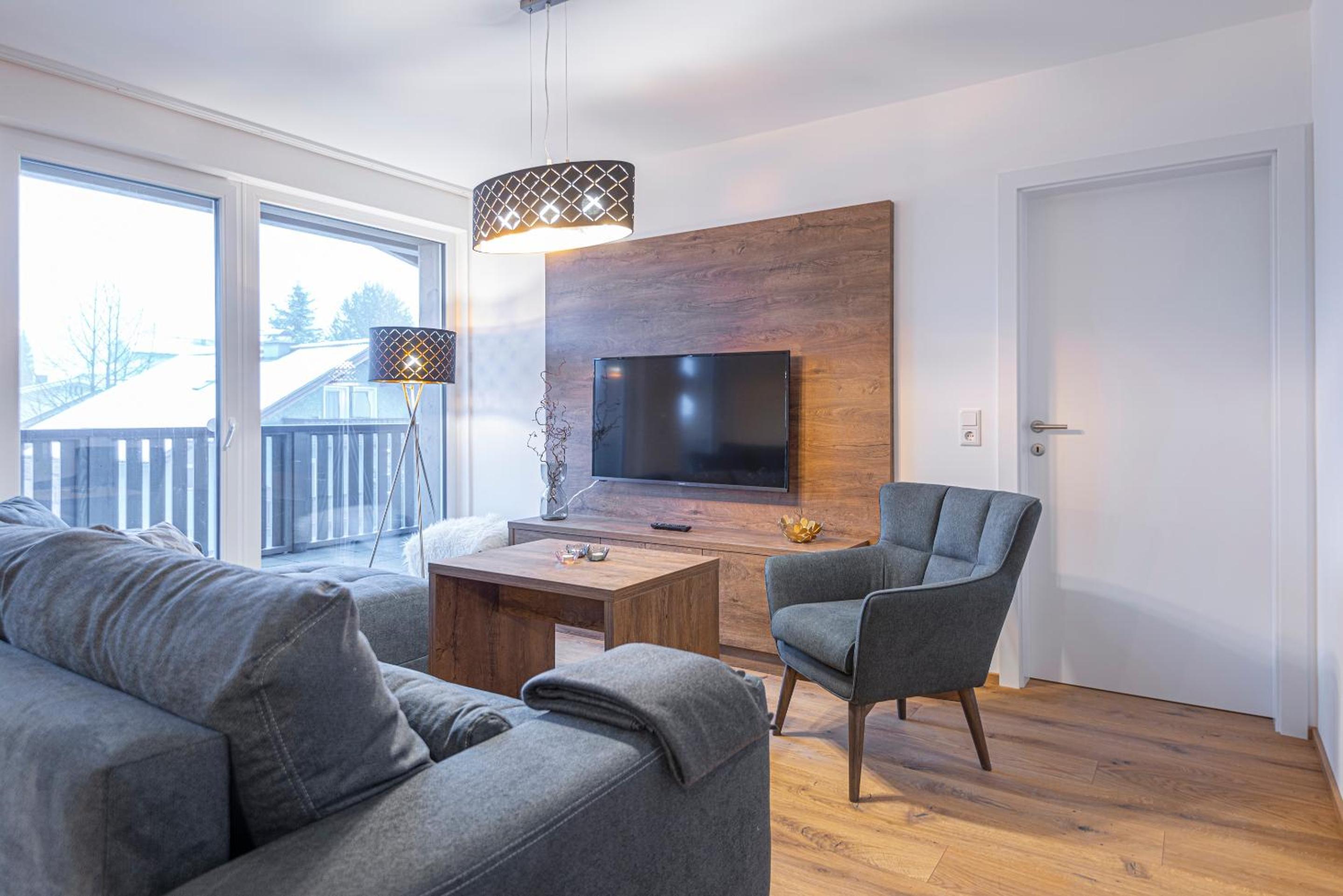 Comfort Penthouse Three-Bedroom Apartment photo 1