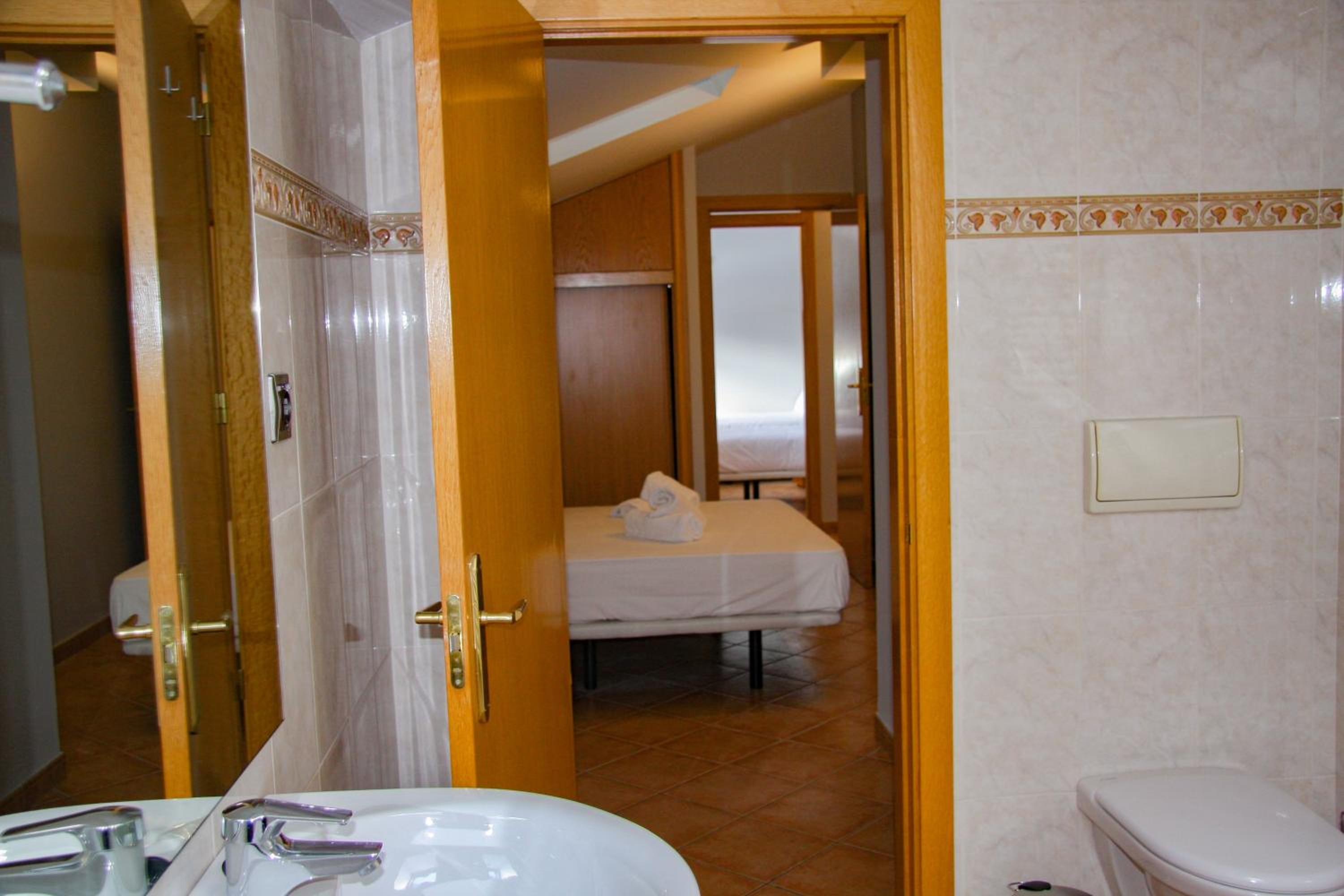 Three-Bedroom Apartment photo 2