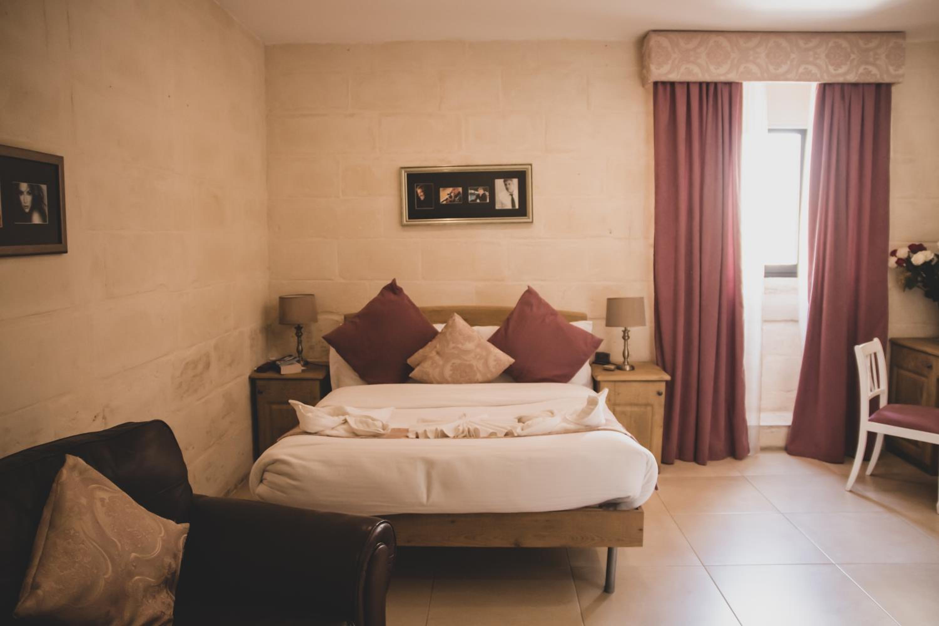 Superior Double Room - Photo 5