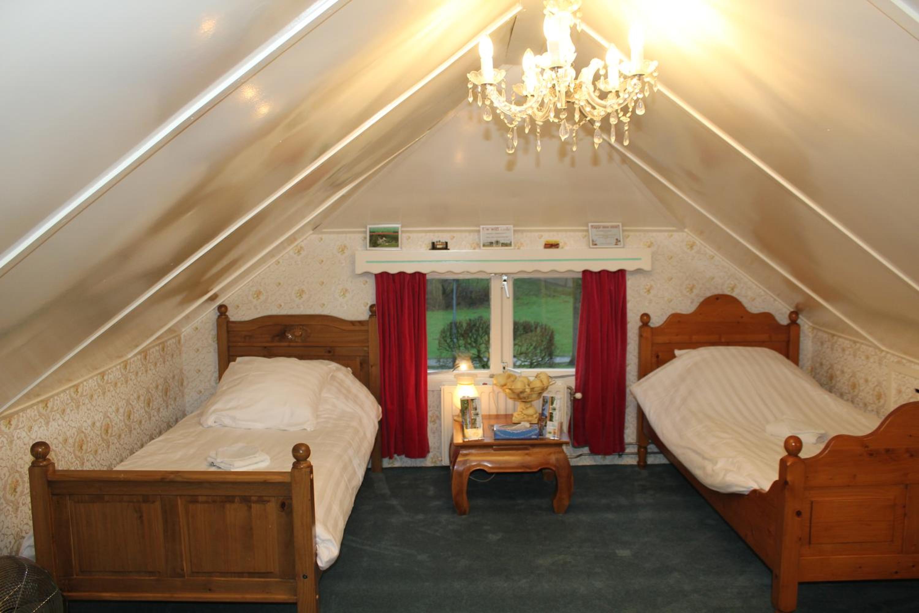 Standard Double Room photo 3