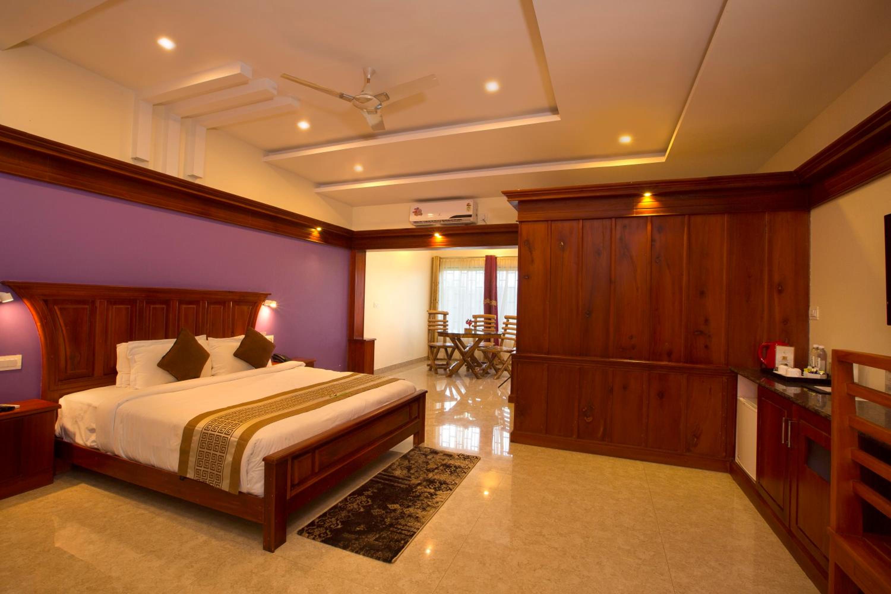 Premium Plantation view AC photo 2