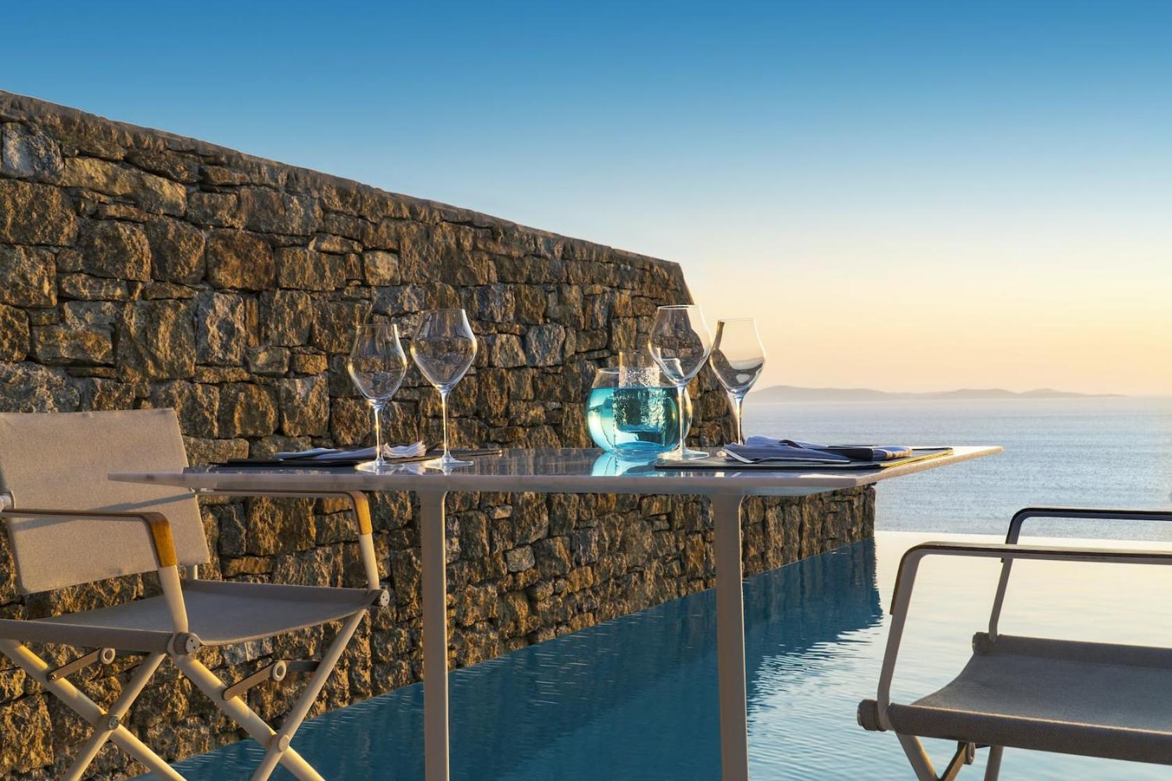 Laveer One-Bedroom Pool Suite - Photo 3