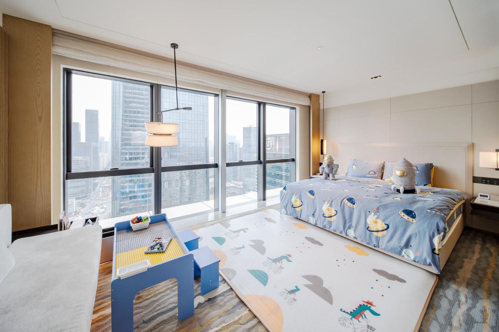 Standard King Room - Kids Theme - Photo 4