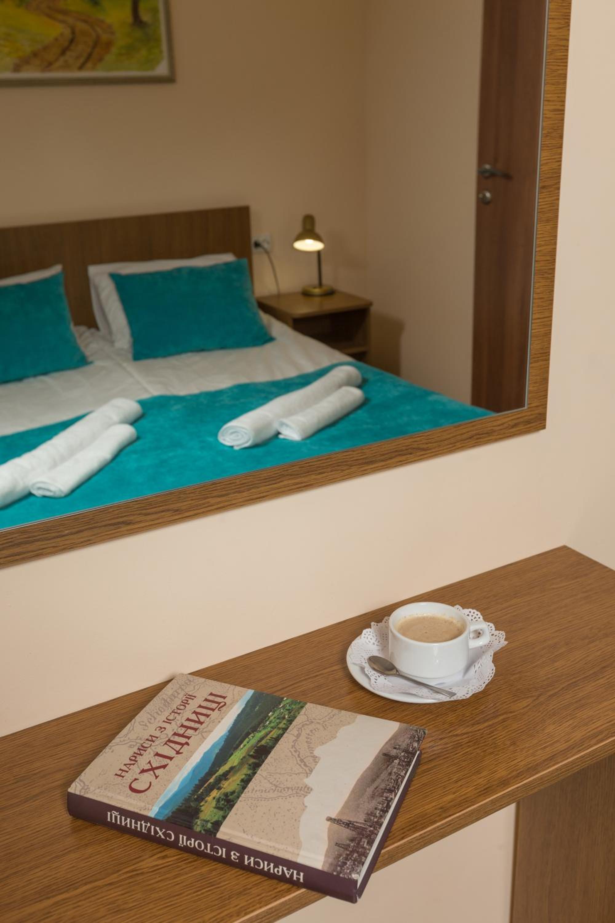Suite with Balcony photo 1