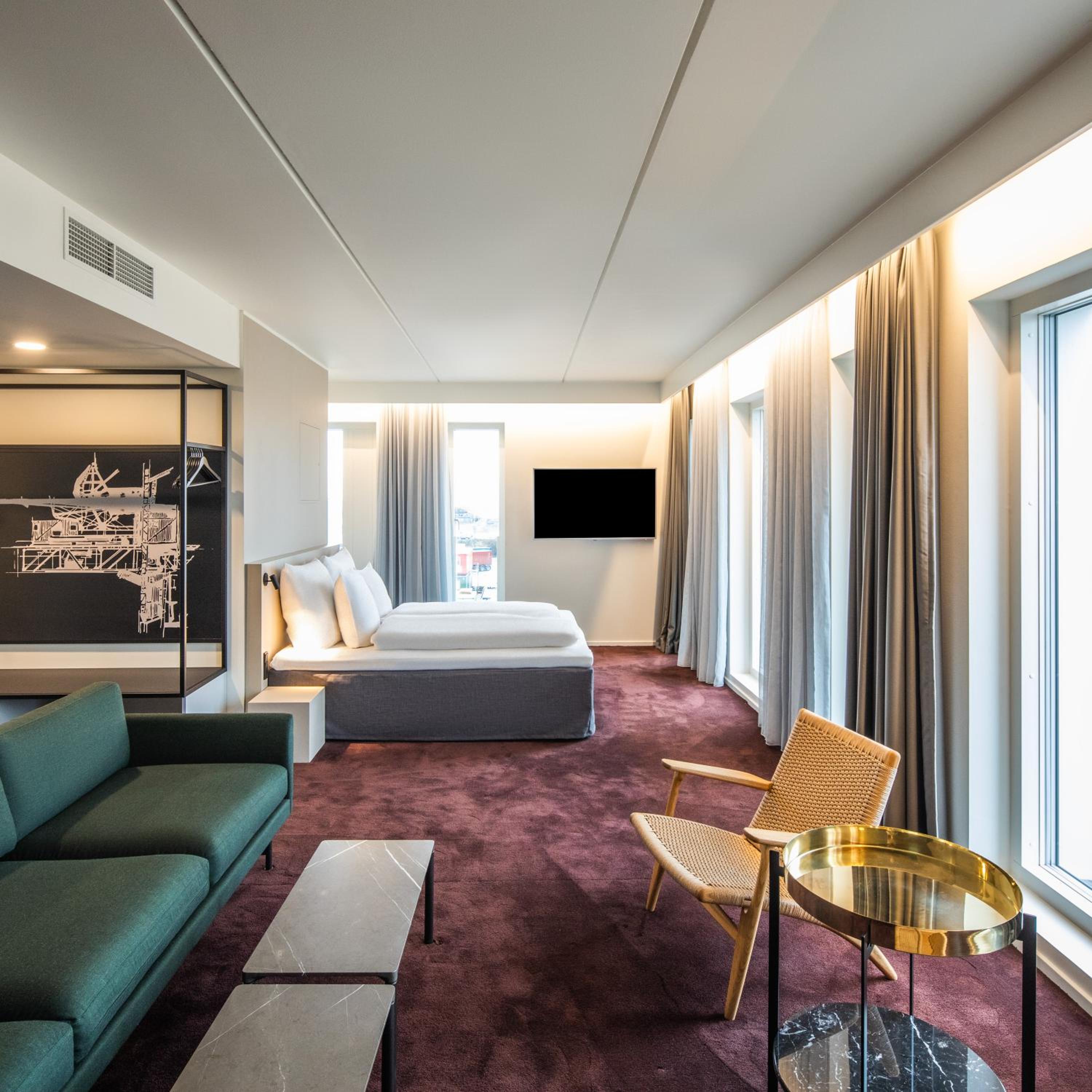 Suite - Photo 6