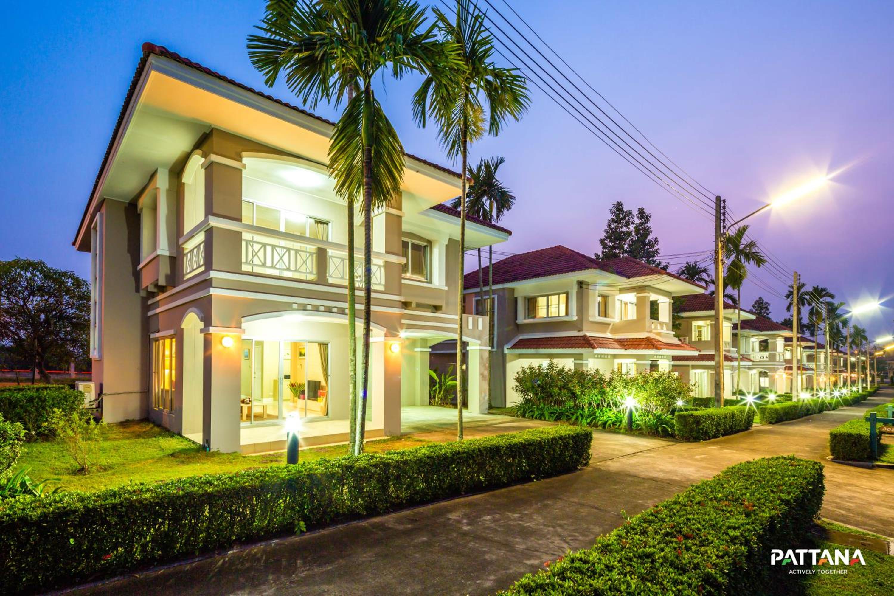 Three-Bedroom Villa photo 2