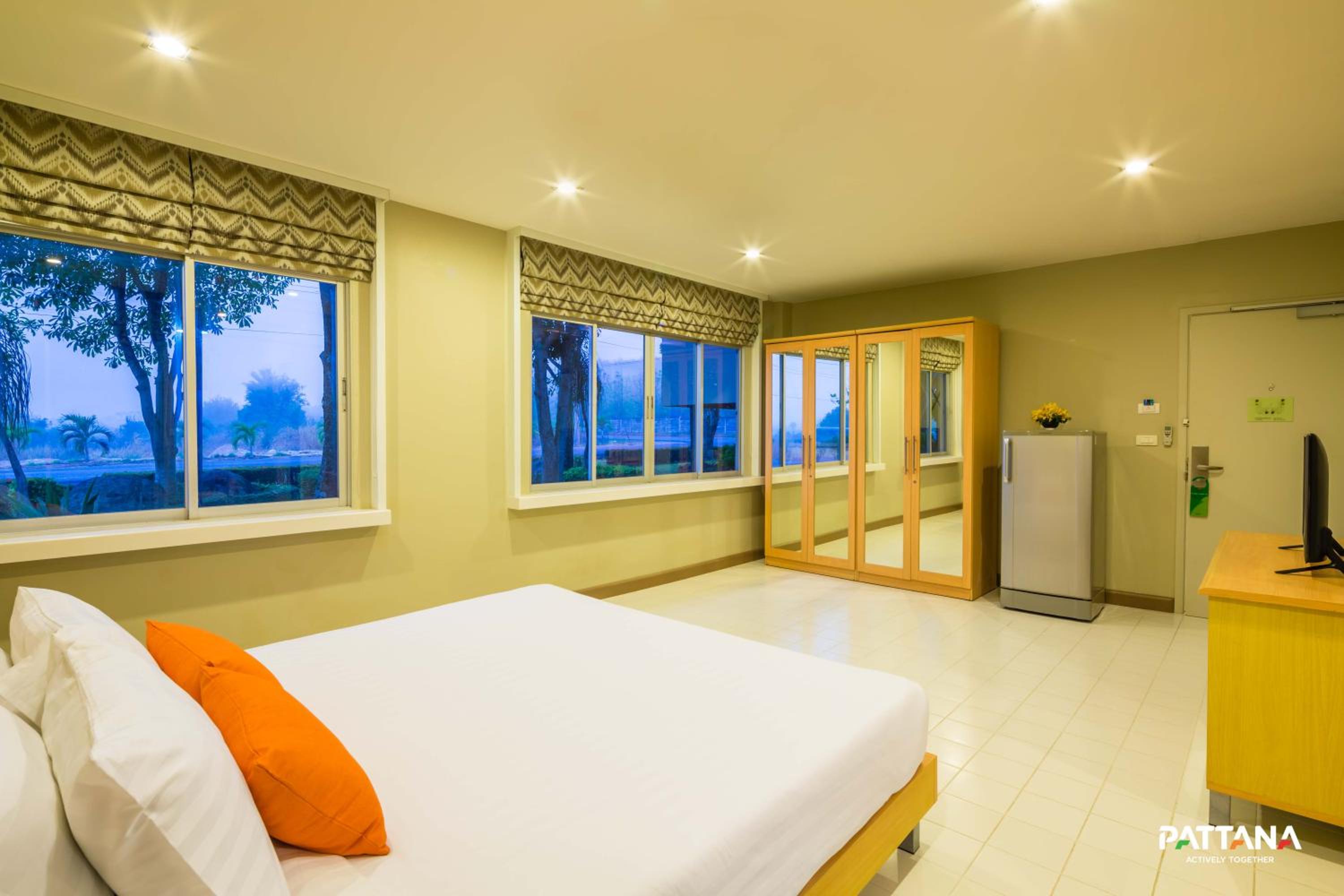 Standard Twin Room