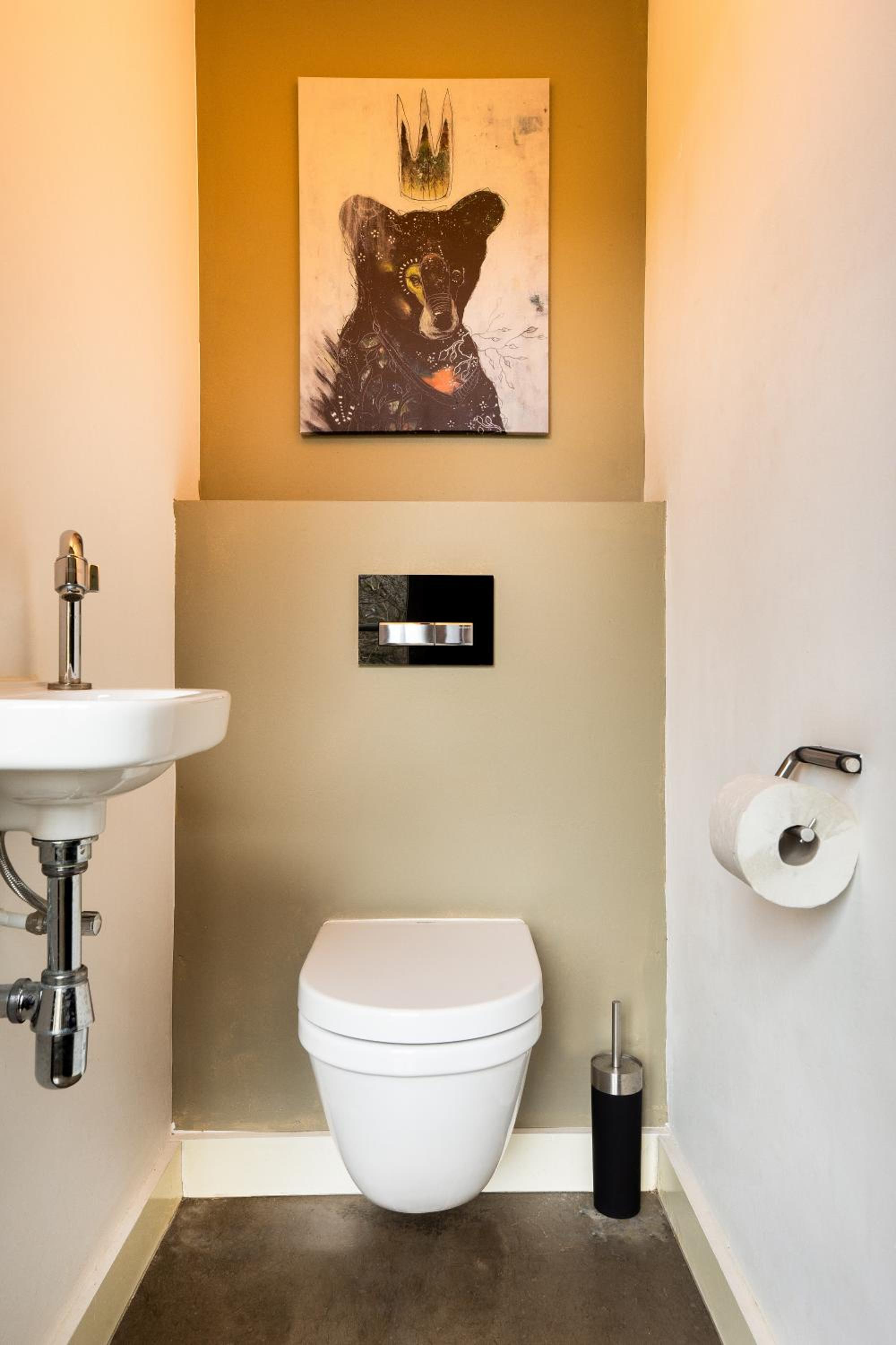 Apartment with bath and shower in coach house 2-6p. - Photo 11