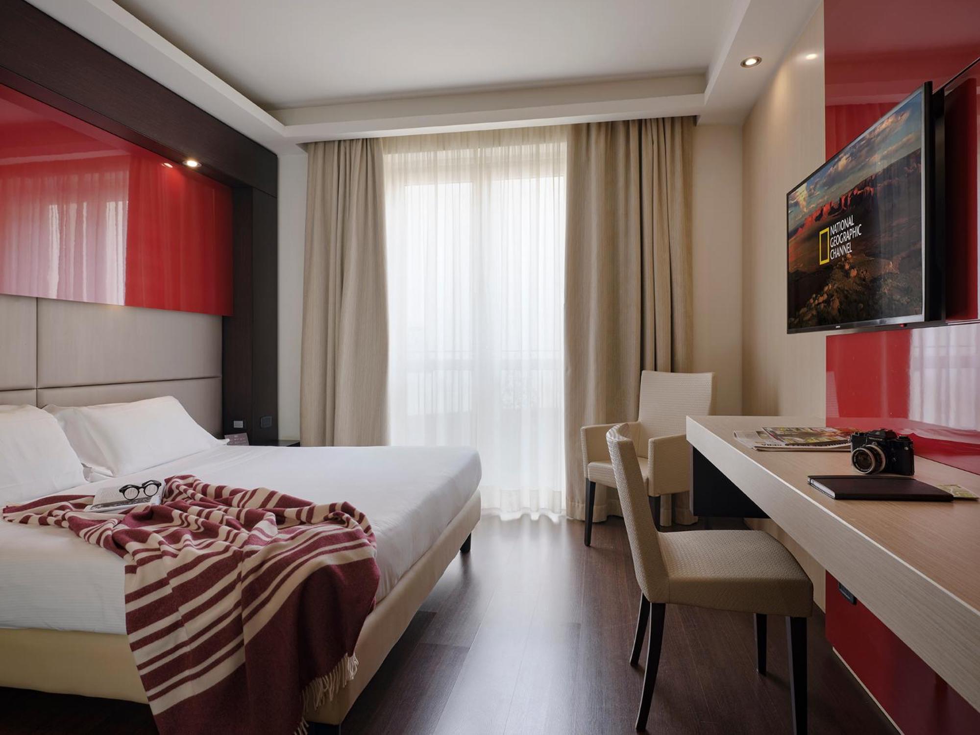 Double Room - Disability Access - Photo 5