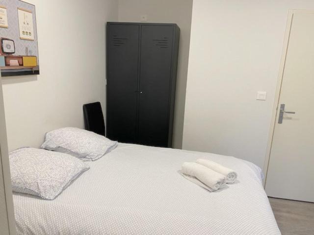 Studio Apartment photo 3