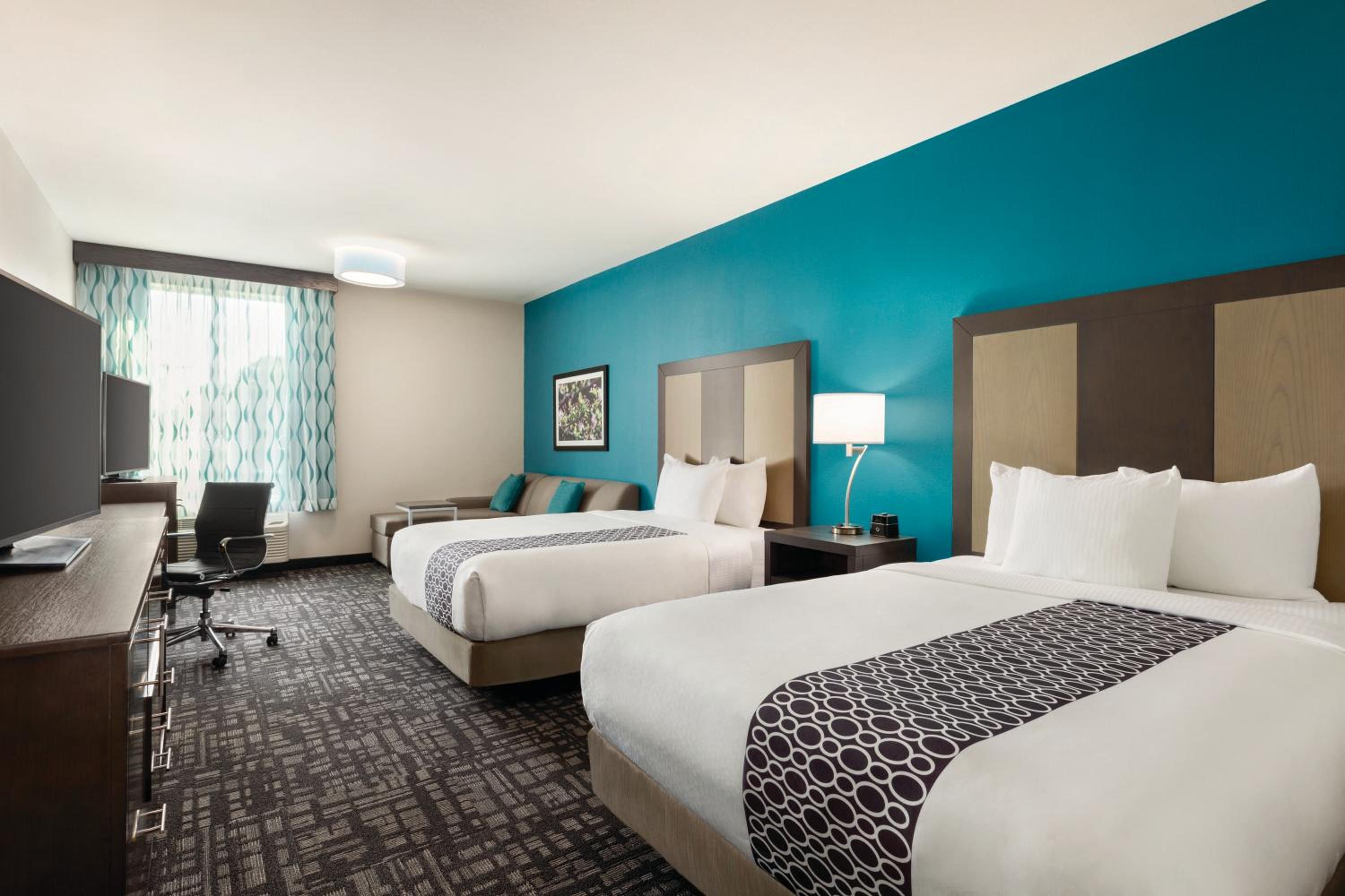 Studio Suite with Two Queen Beds - Non-Smoking - Photo 1