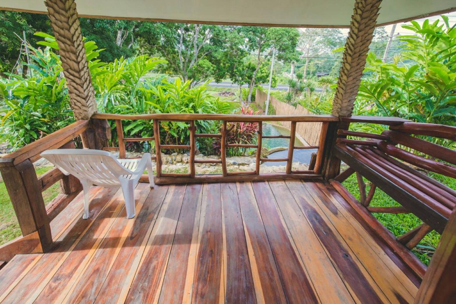 Deluxe Double Room with Balcony - Photo 30