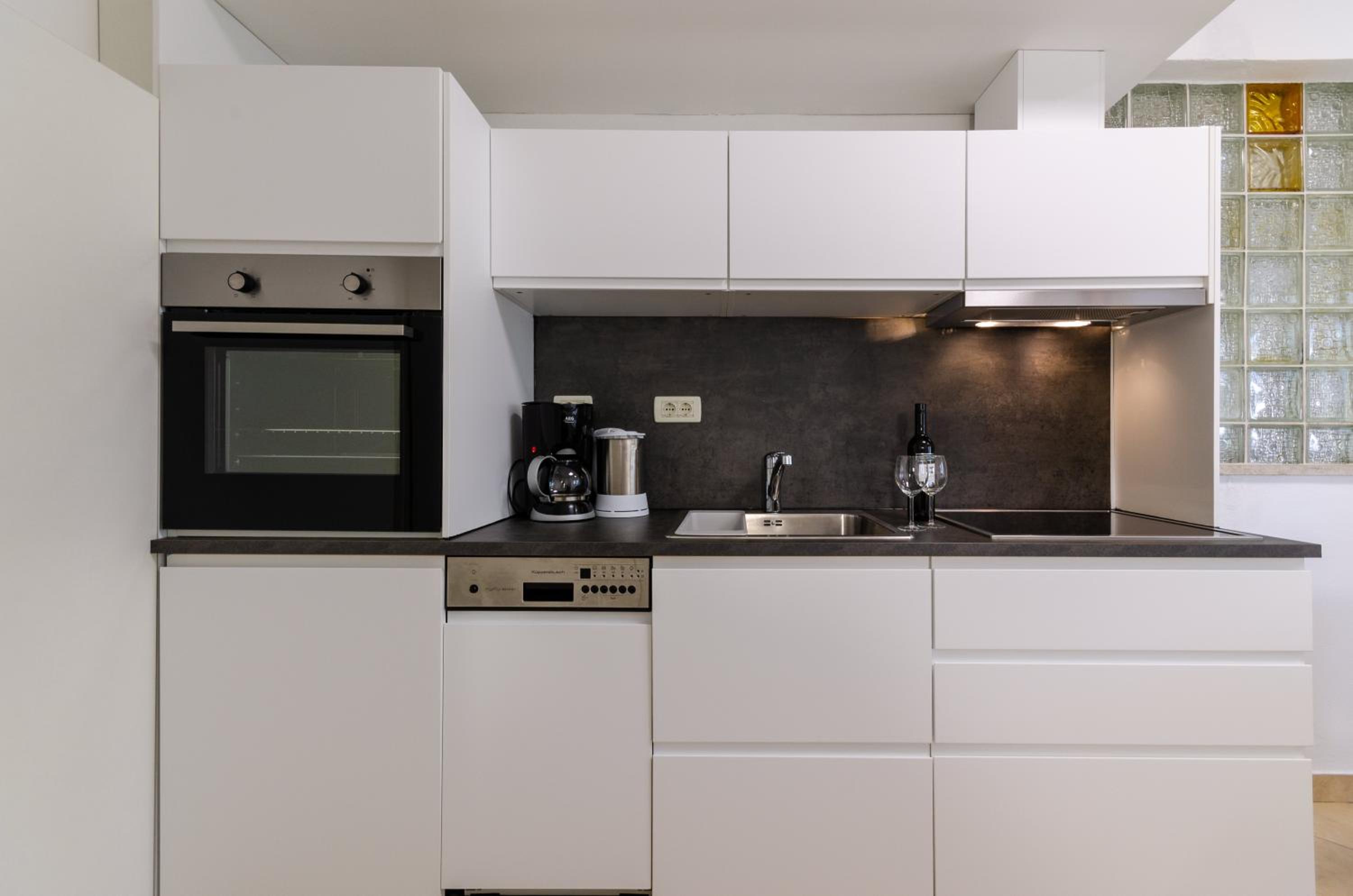 Deluxe Apartment - Photo 8