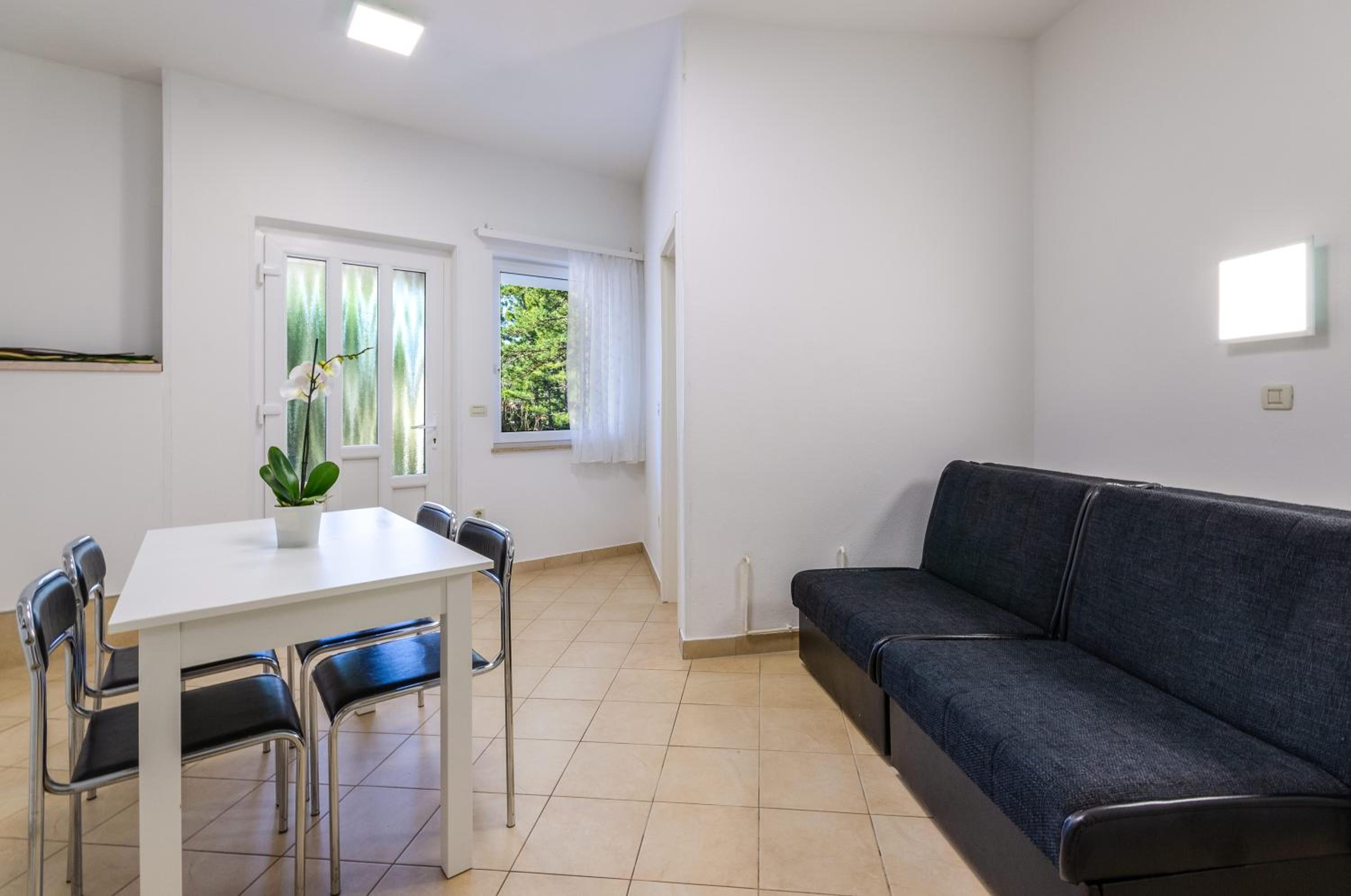 Deluxe Apartment - Photo 9