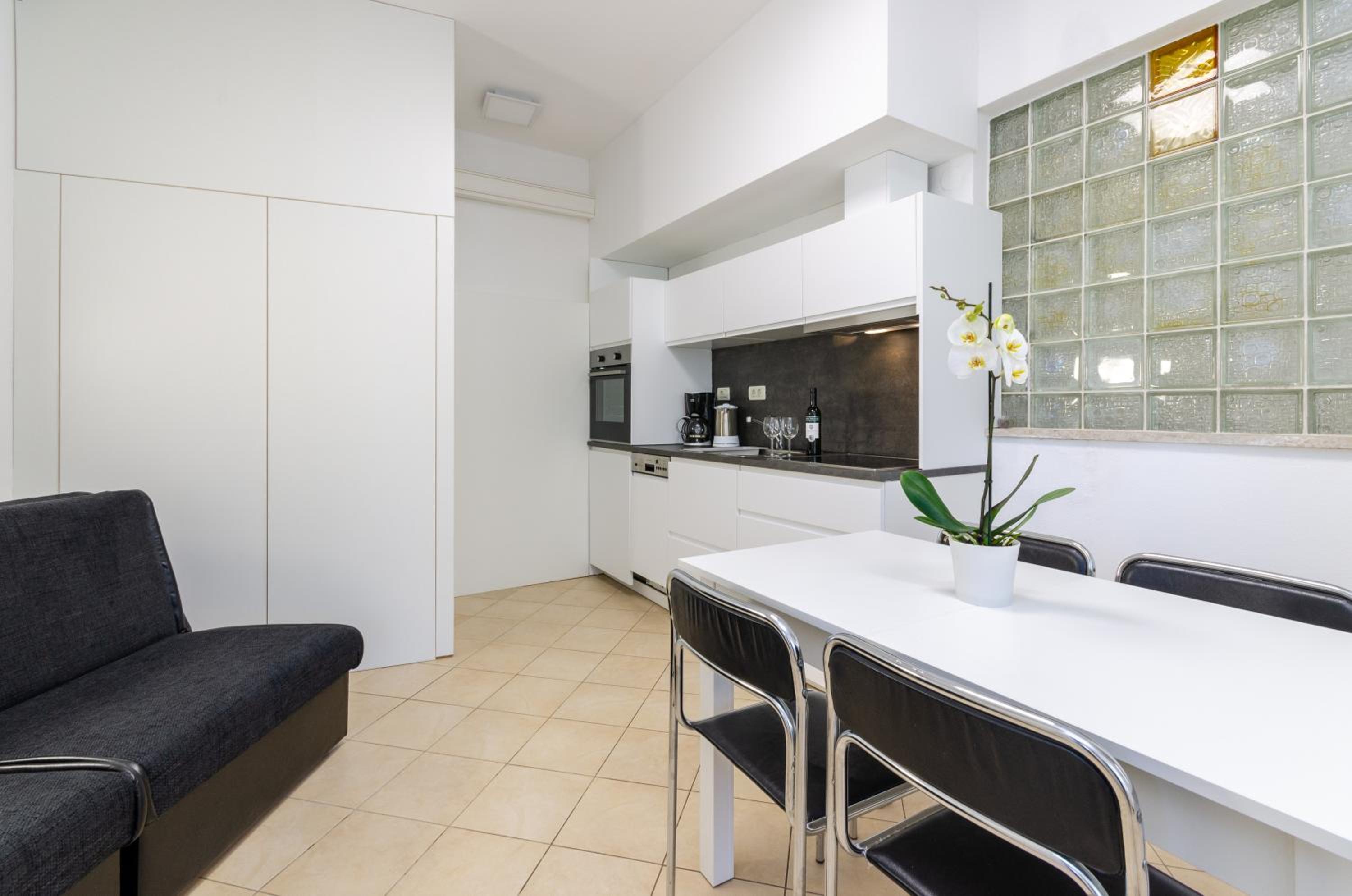 Deluxe Apartment - Photo 6