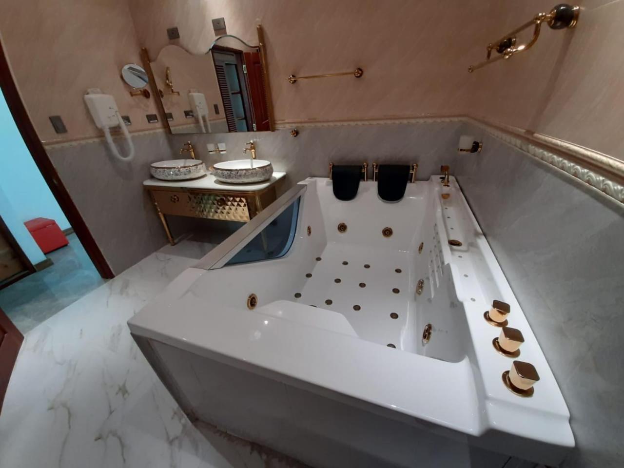 Suite photo 2