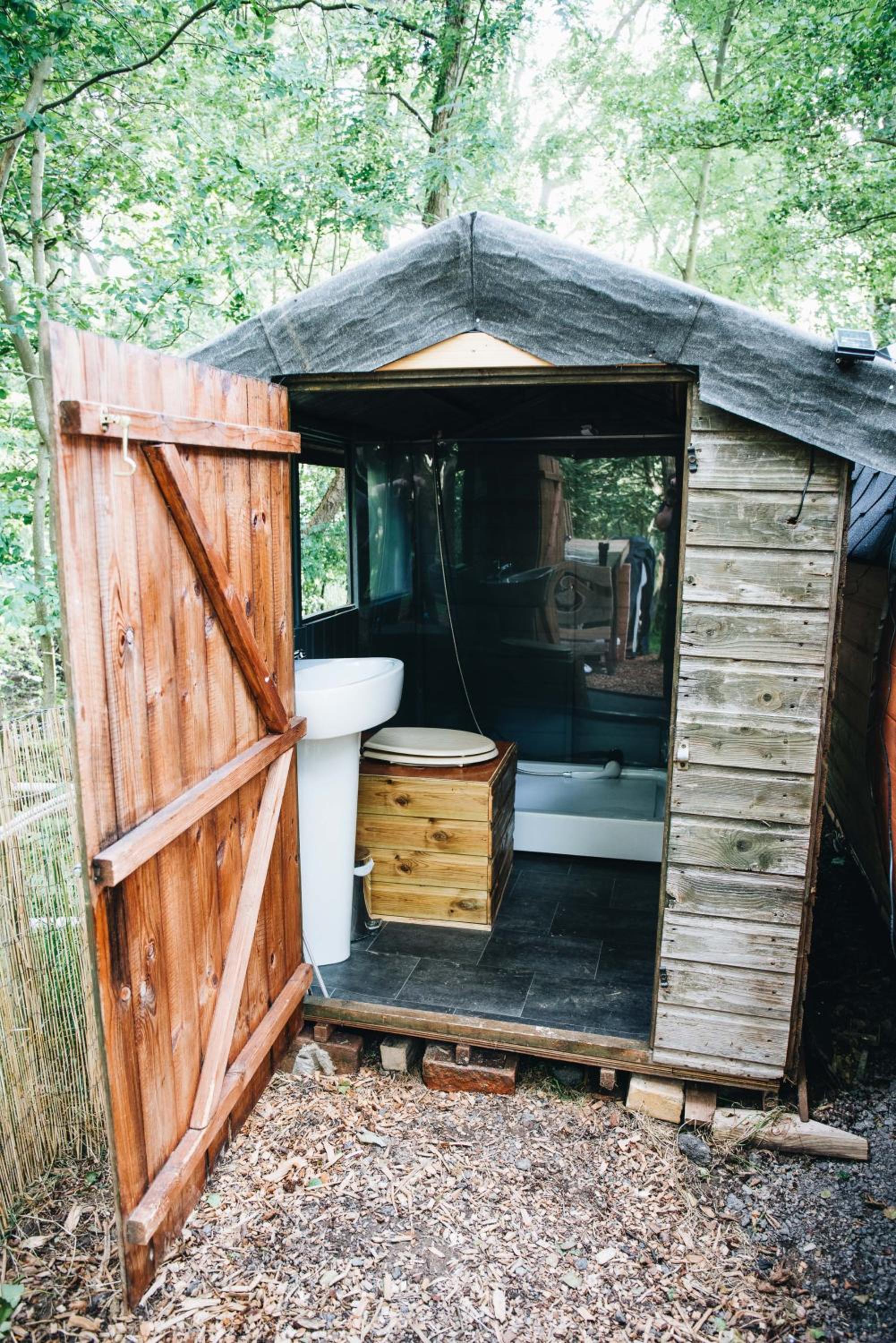 Double Room with Garden View - Photo 5