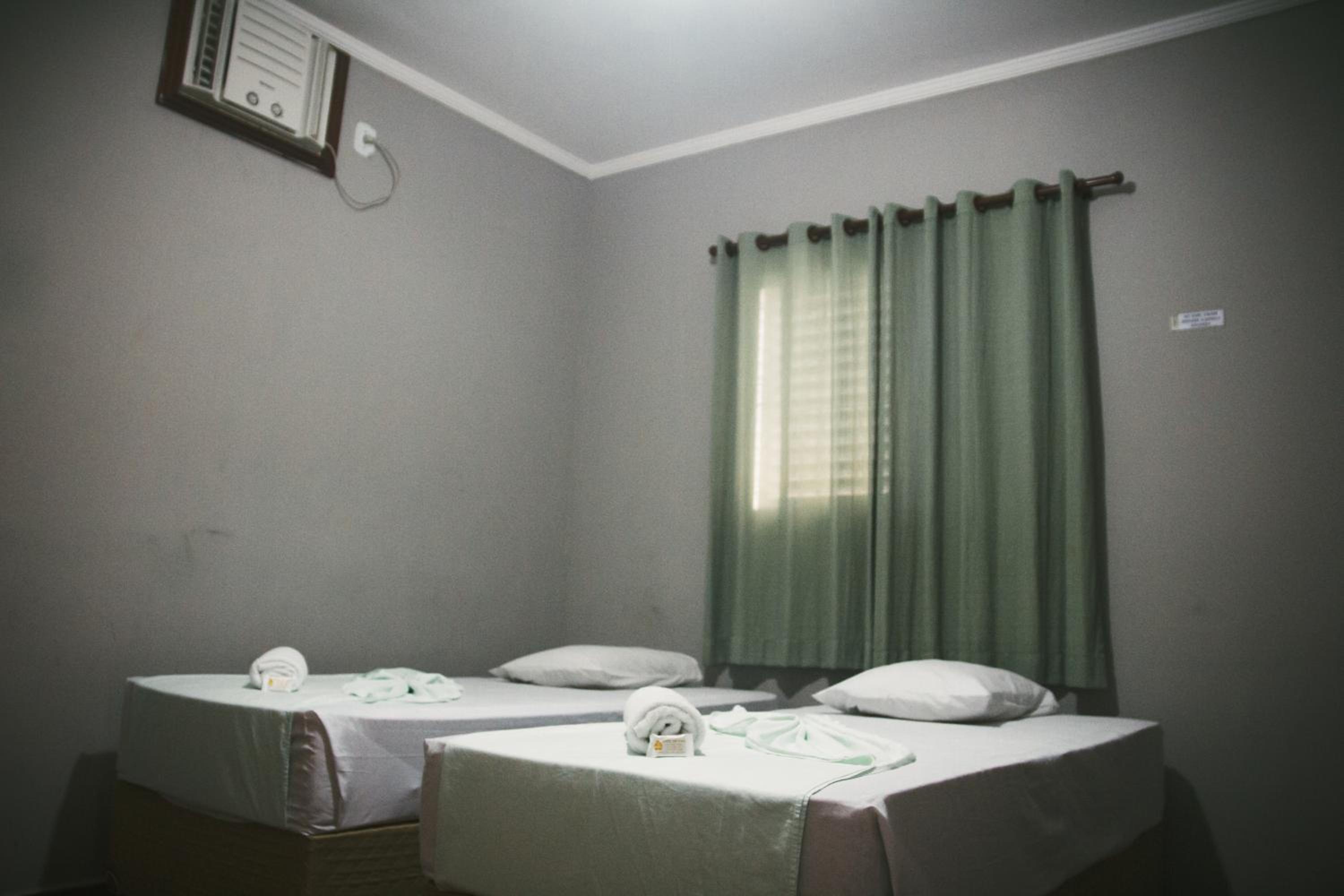 Standard Twin Room photo 2