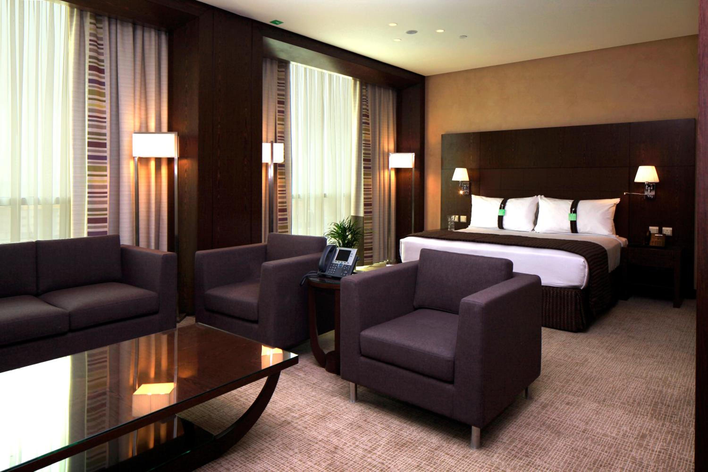 King Suite - Photo 3