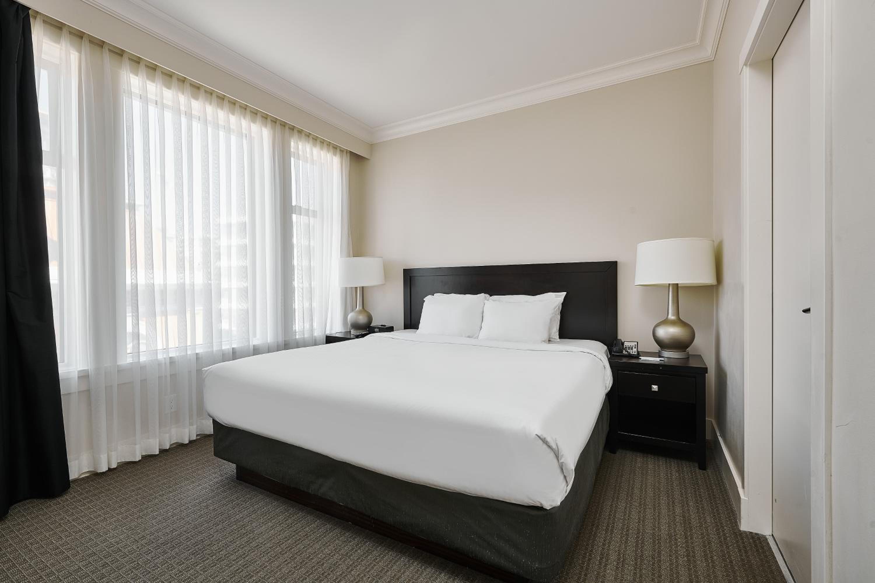 Superior Junior King Suite - Photo 1