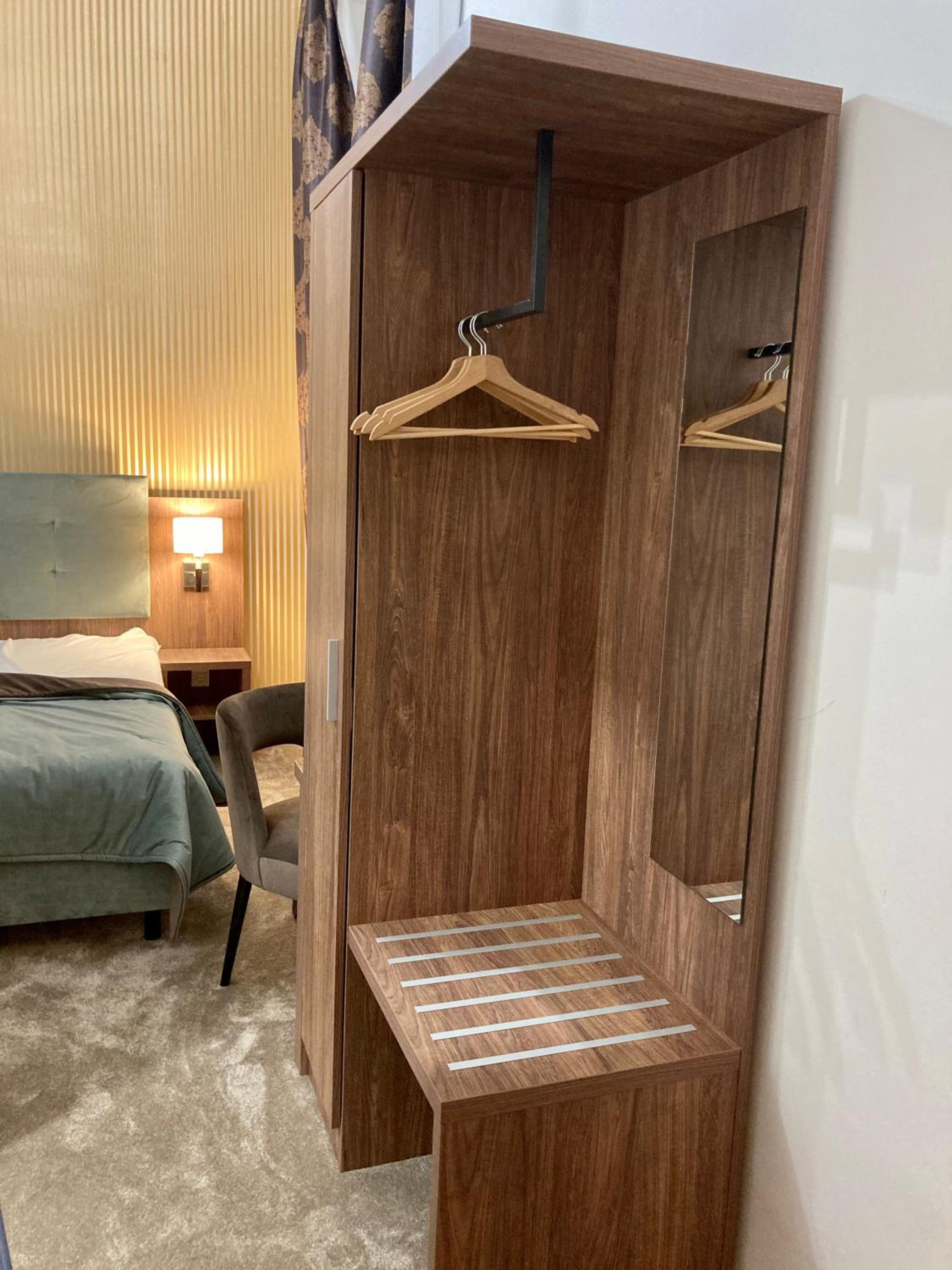 Double Room with Private Bathroom photo 3