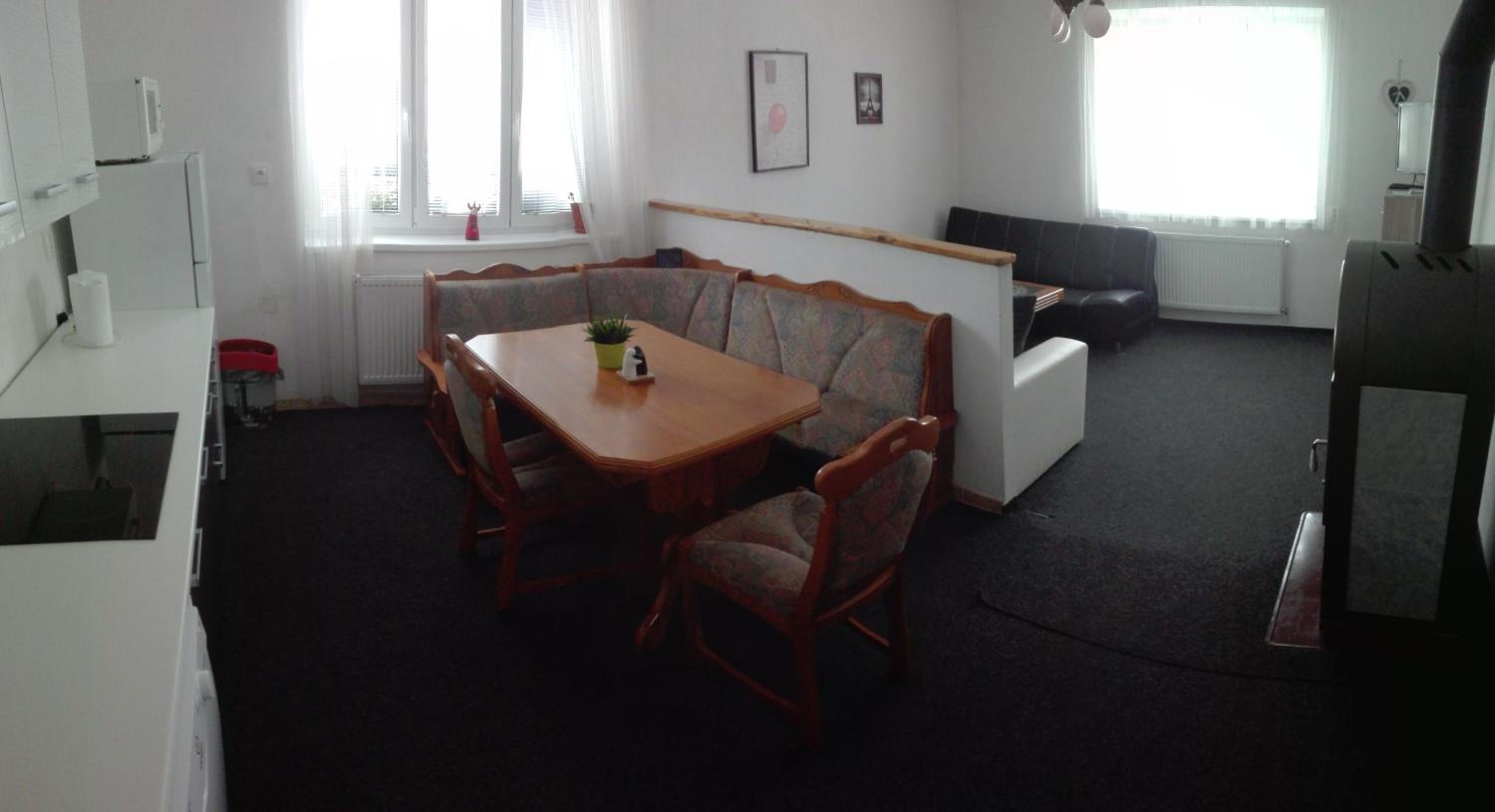 One-Bedroom Apartment photo 3