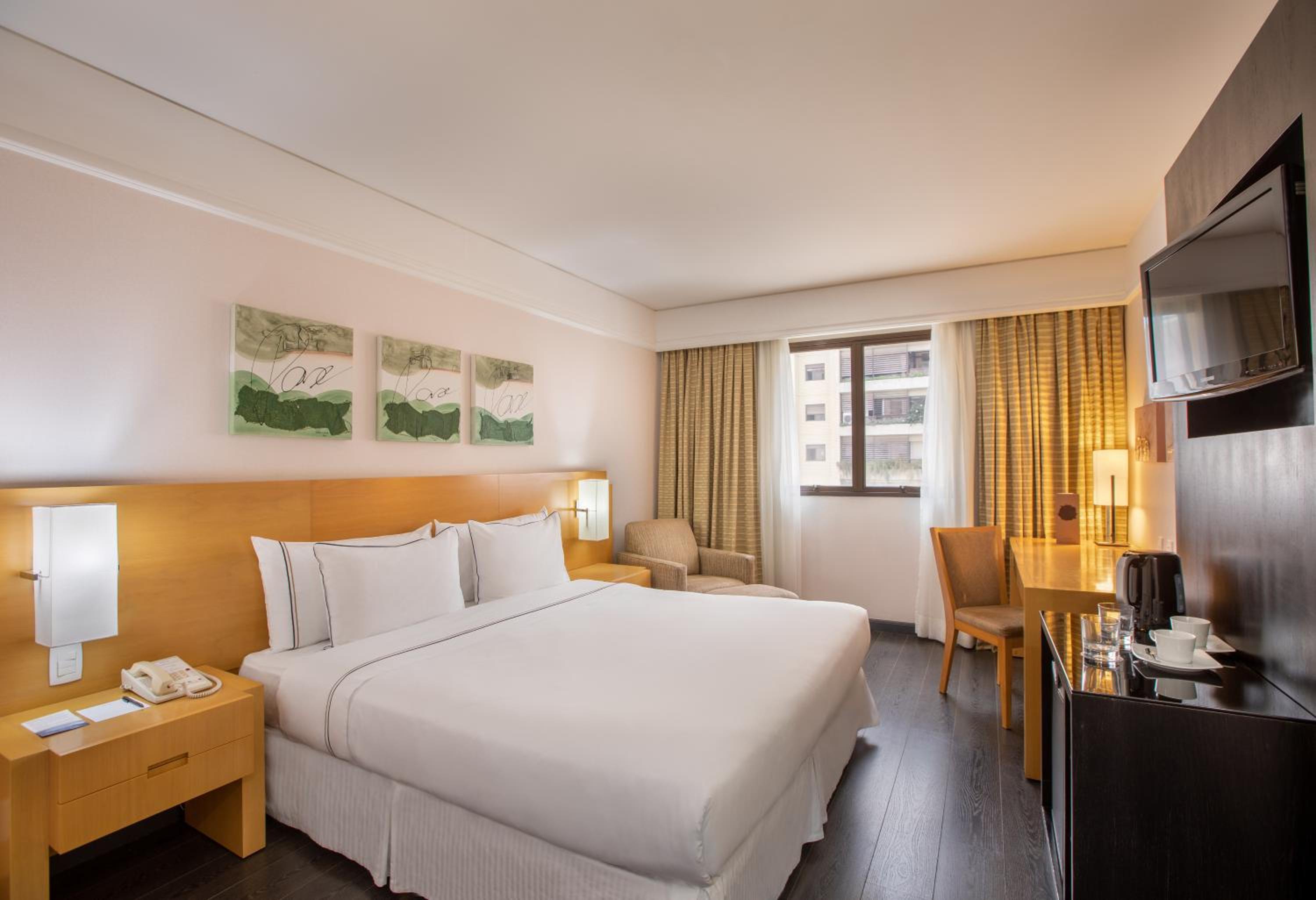 Premium Queen Room - Photo 1