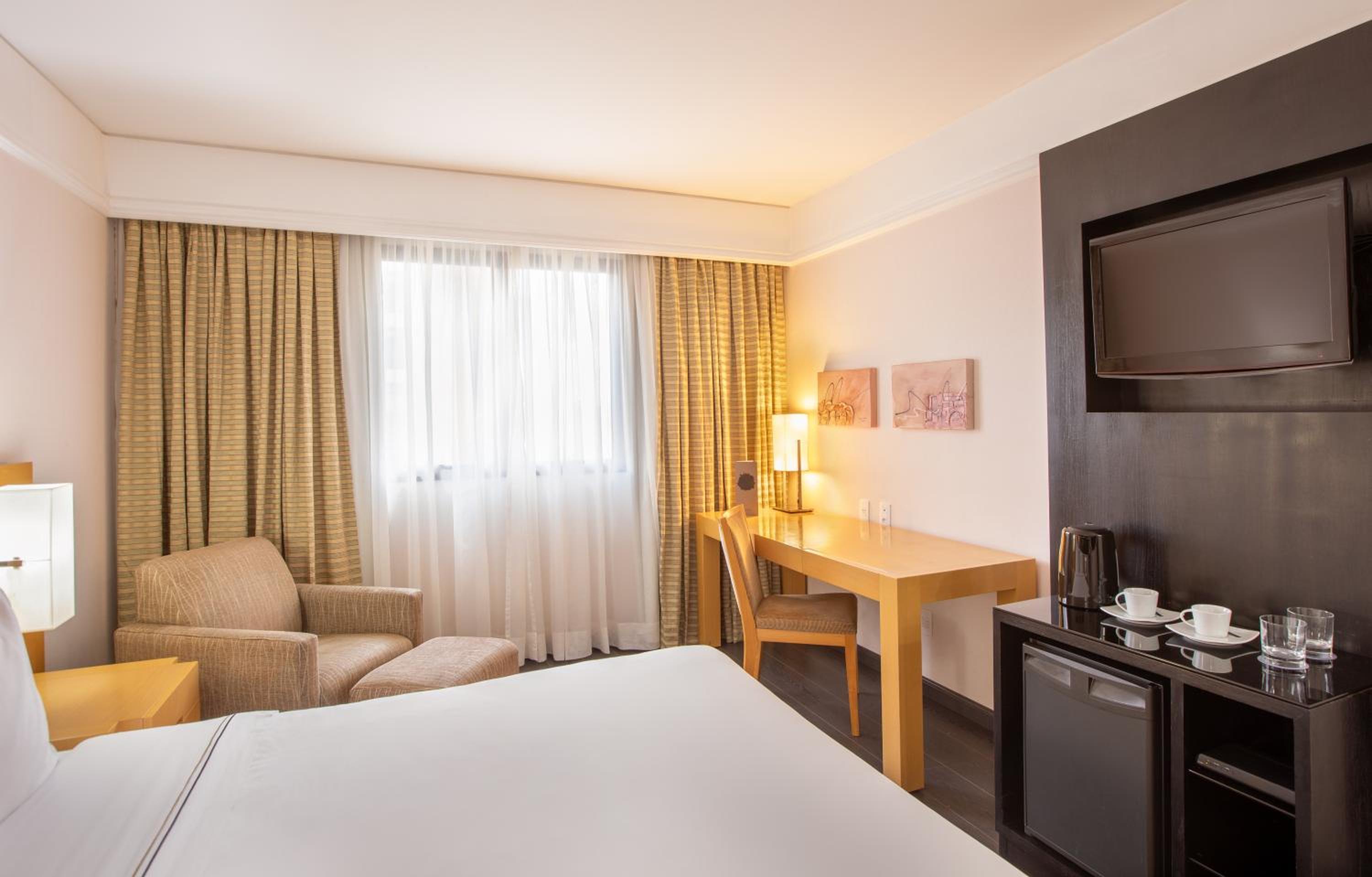 Premium Queen Room - Photo 4