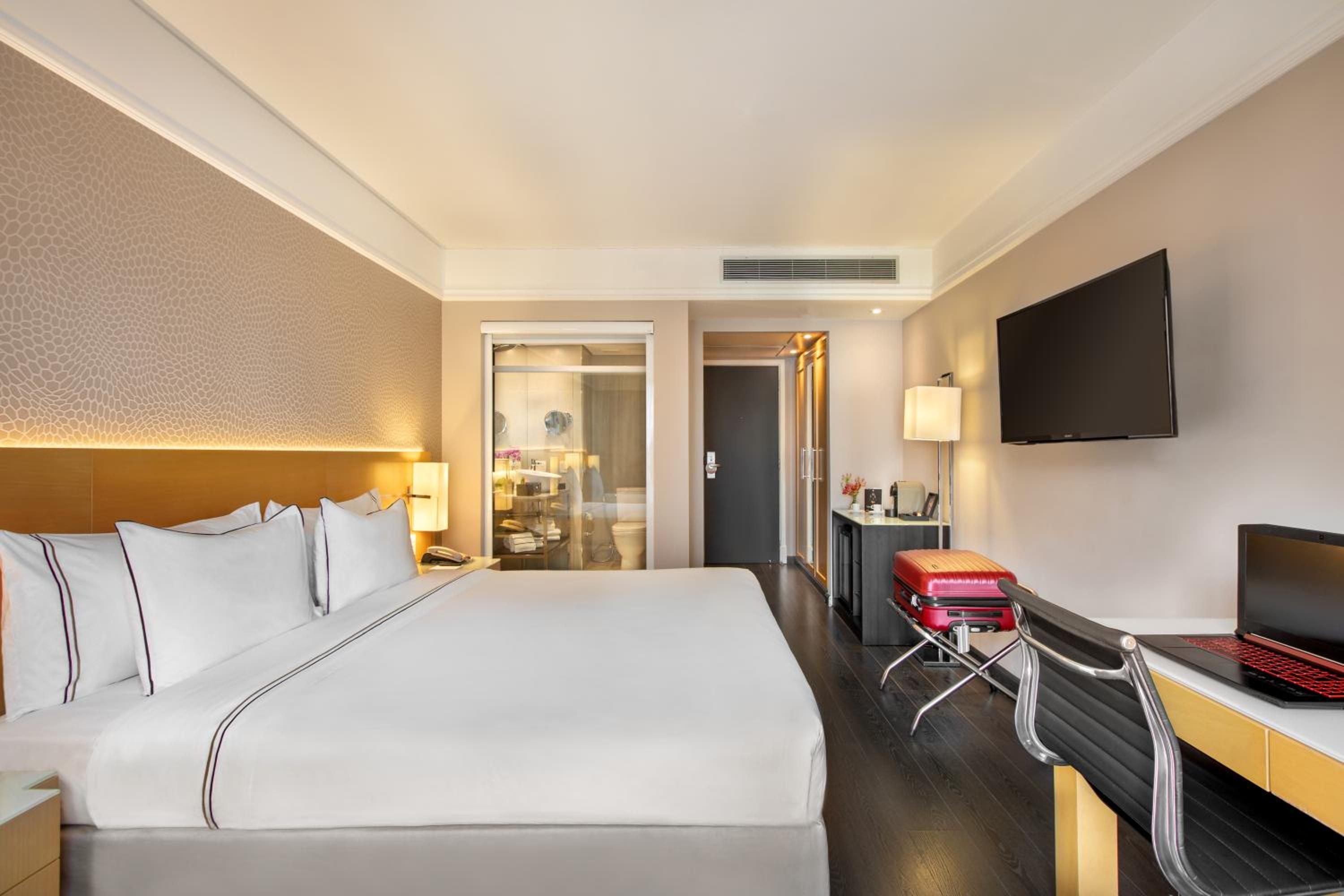 Grand Premium Queen Room - Photo 1