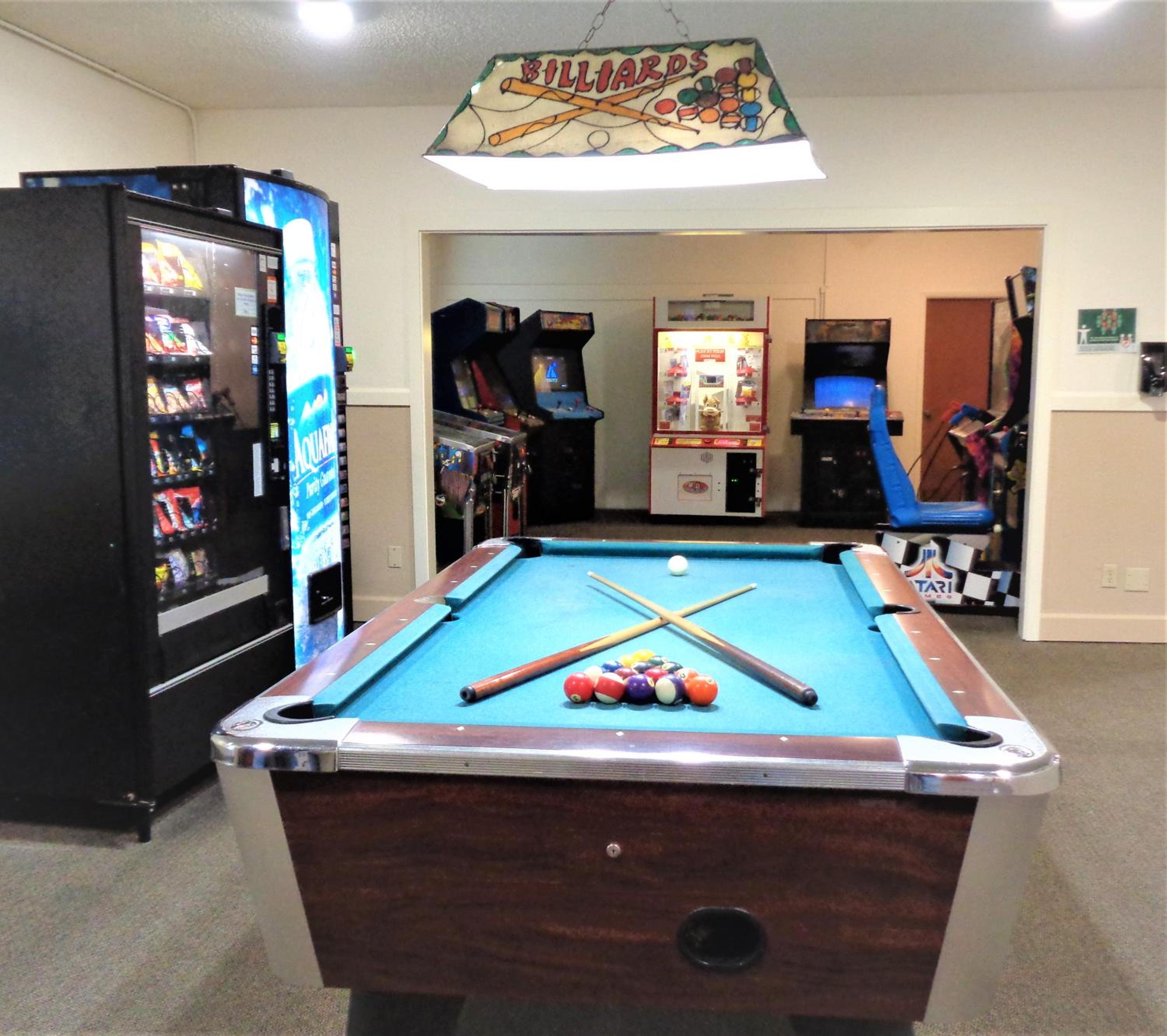 3 Bedroom Penthouse, (2 Kings, 1 Queen), View, No Pets photo 3