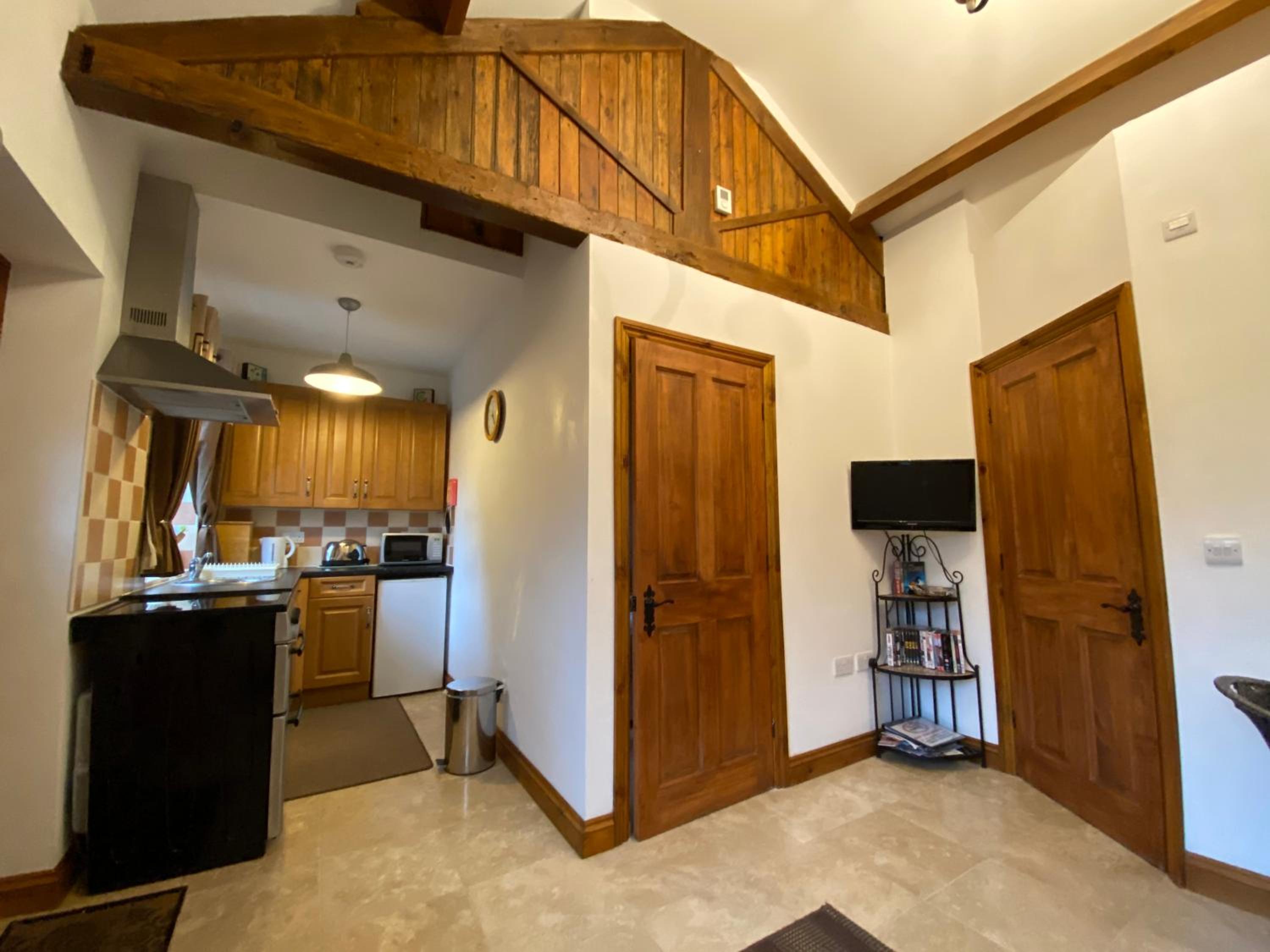 One-Bedroom Cottage - Photo 3