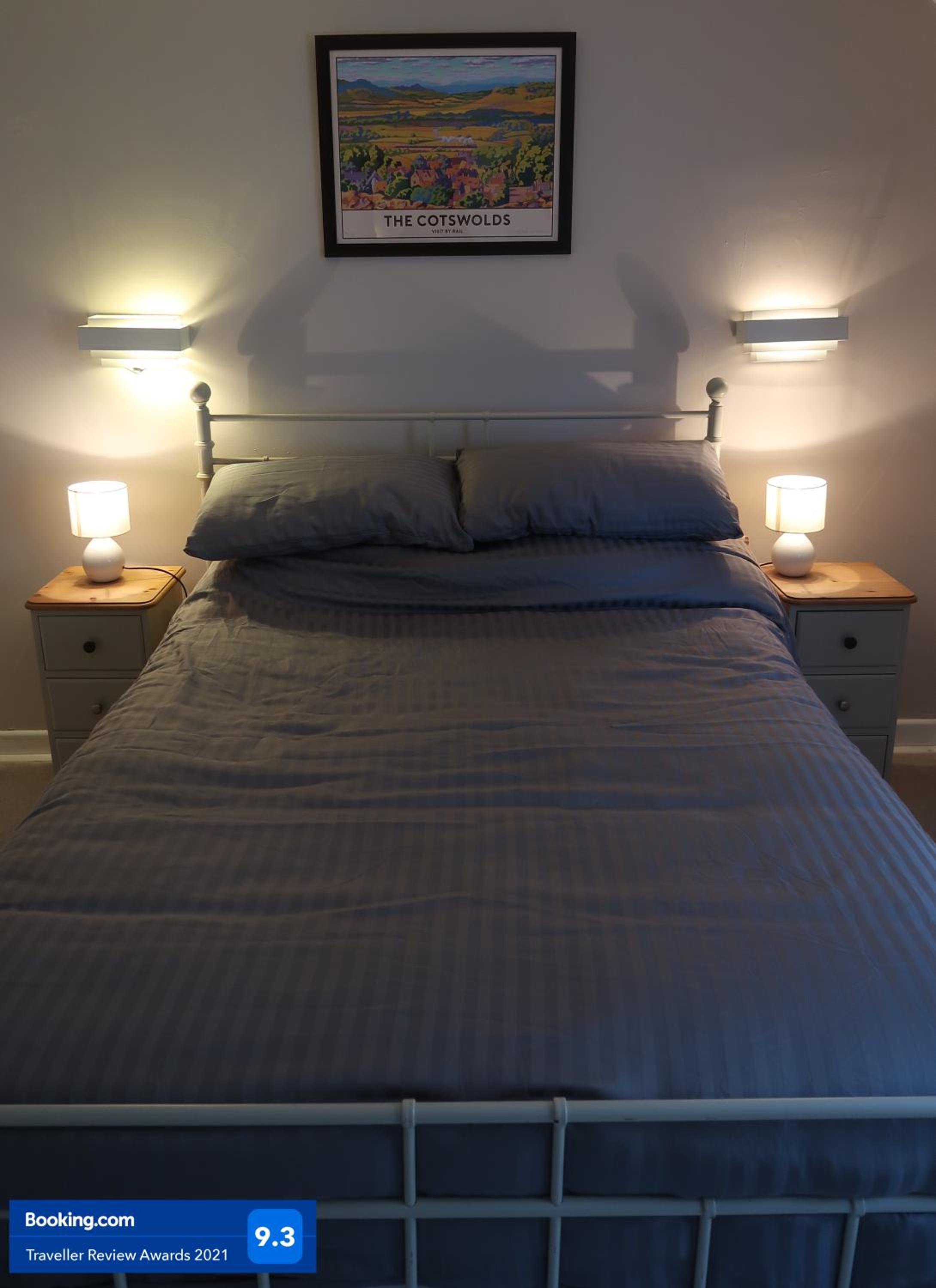 One-Bedroom House photo 1