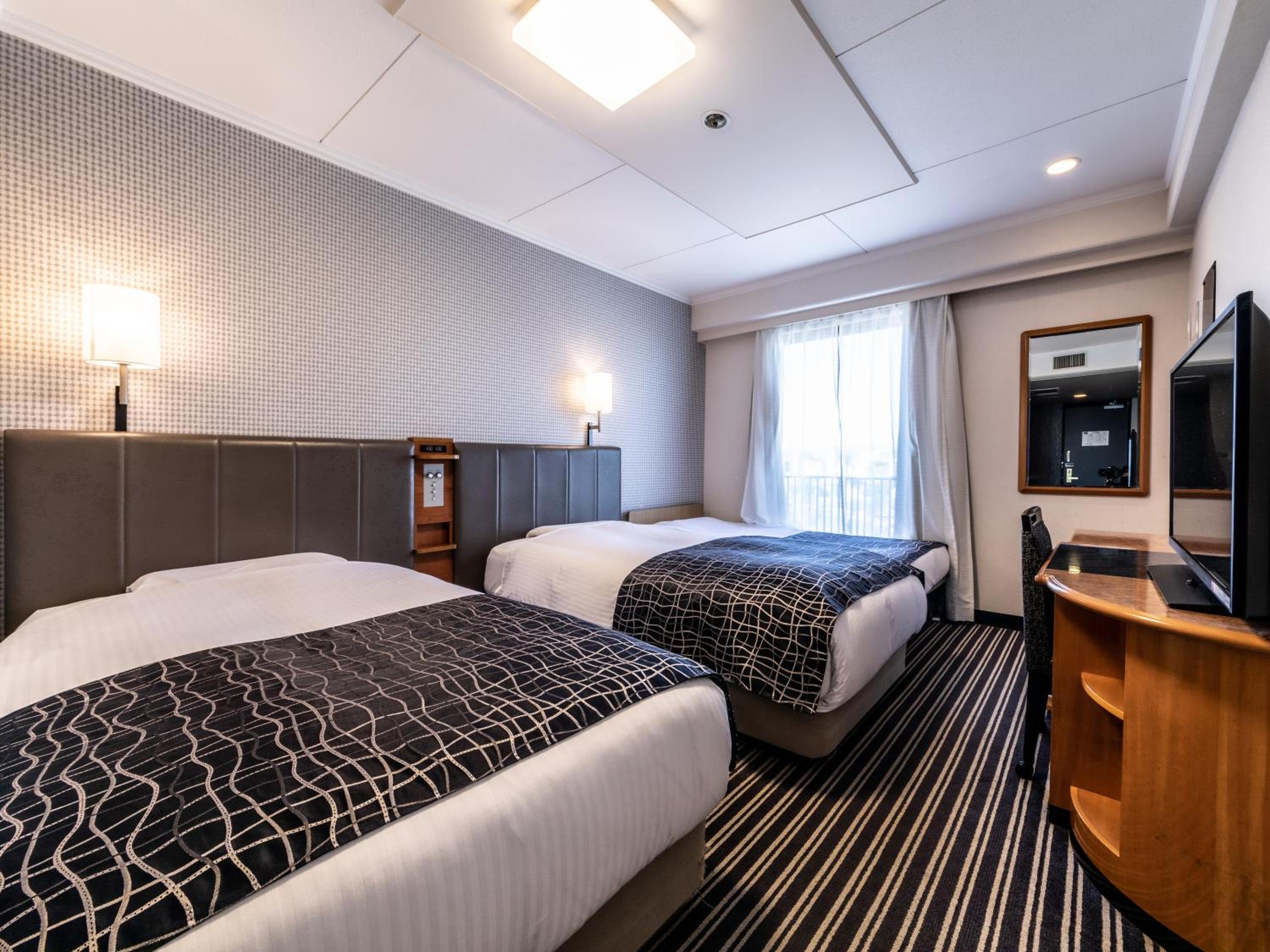 Triple Room - Non-Smoking - Breakfast Included