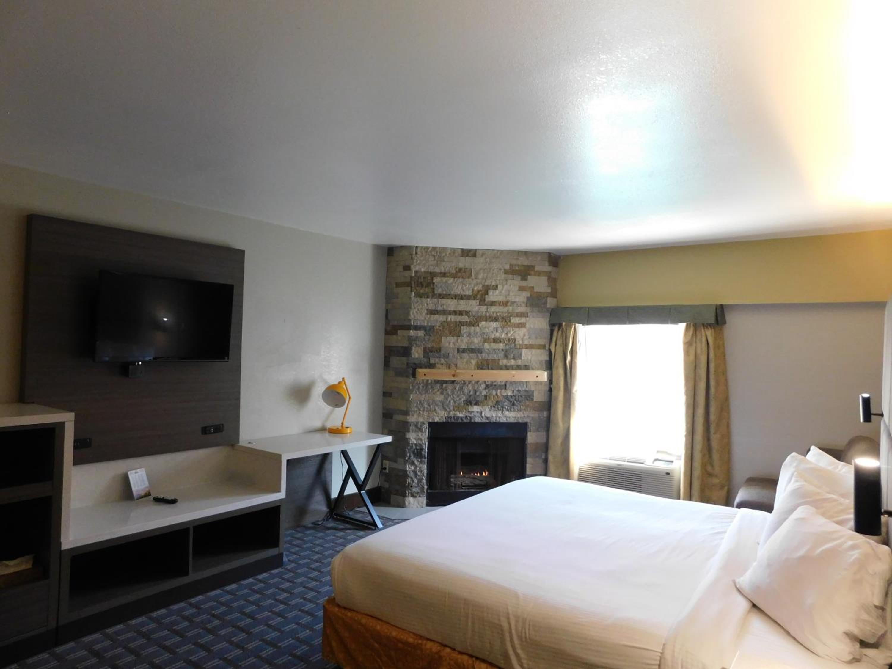 Deluxe King Studio Suite - Non-Smoking - Photo 7