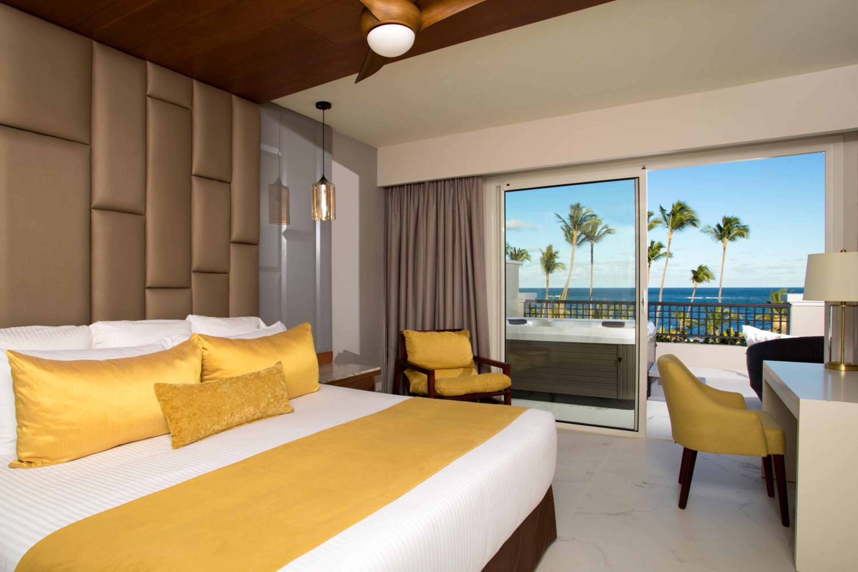 Preferred Club Master Suite Ocean Front