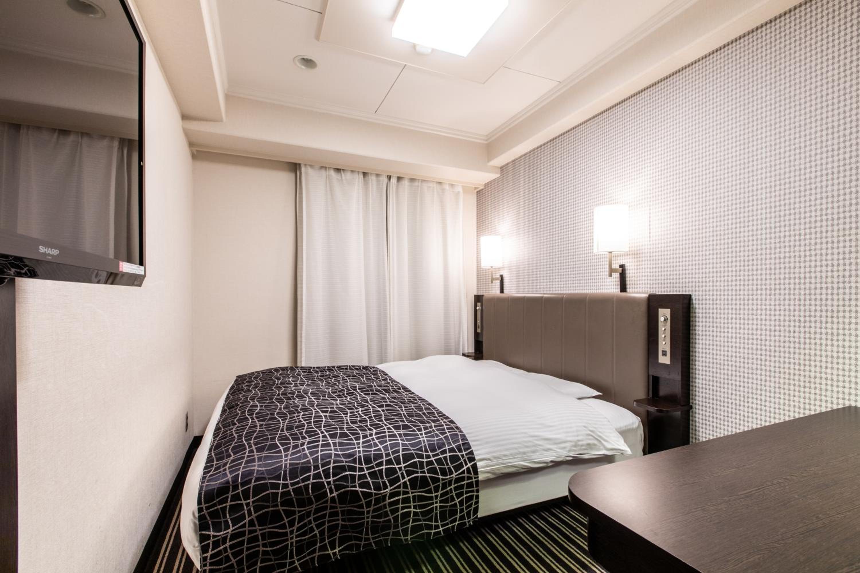 Double Room - Non-Smoking  - Photo 1