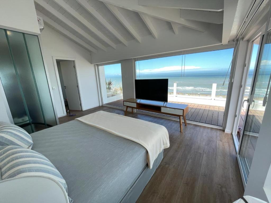 Deluxe Double Room with Balcony and Sea View