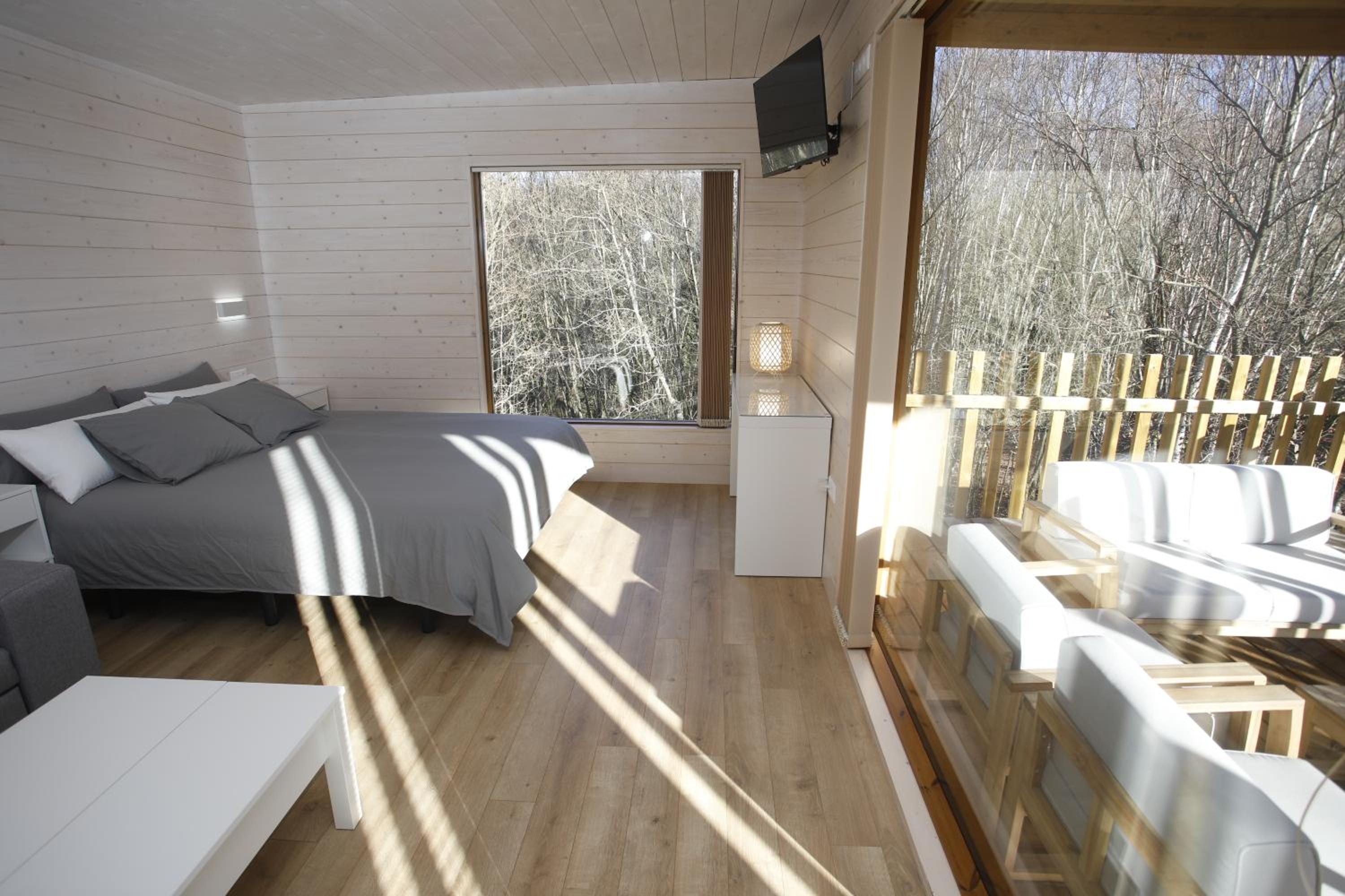 Apartment with Garden View - Photo 2