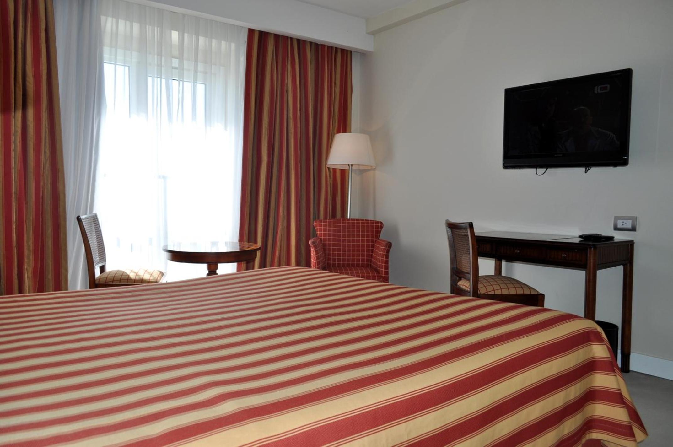 Double Room with Sea View photo 2