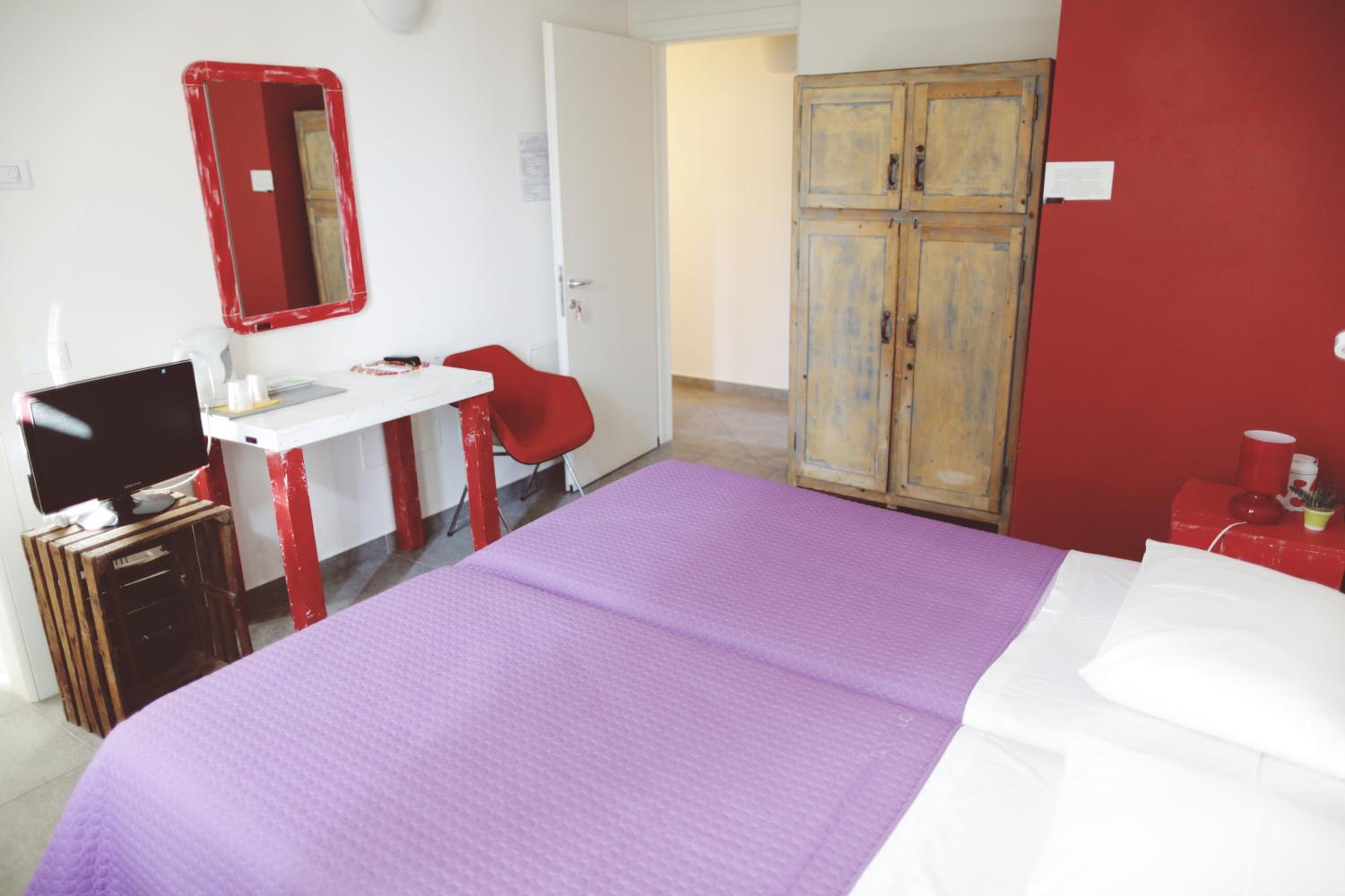 Double Room - Photo 18
