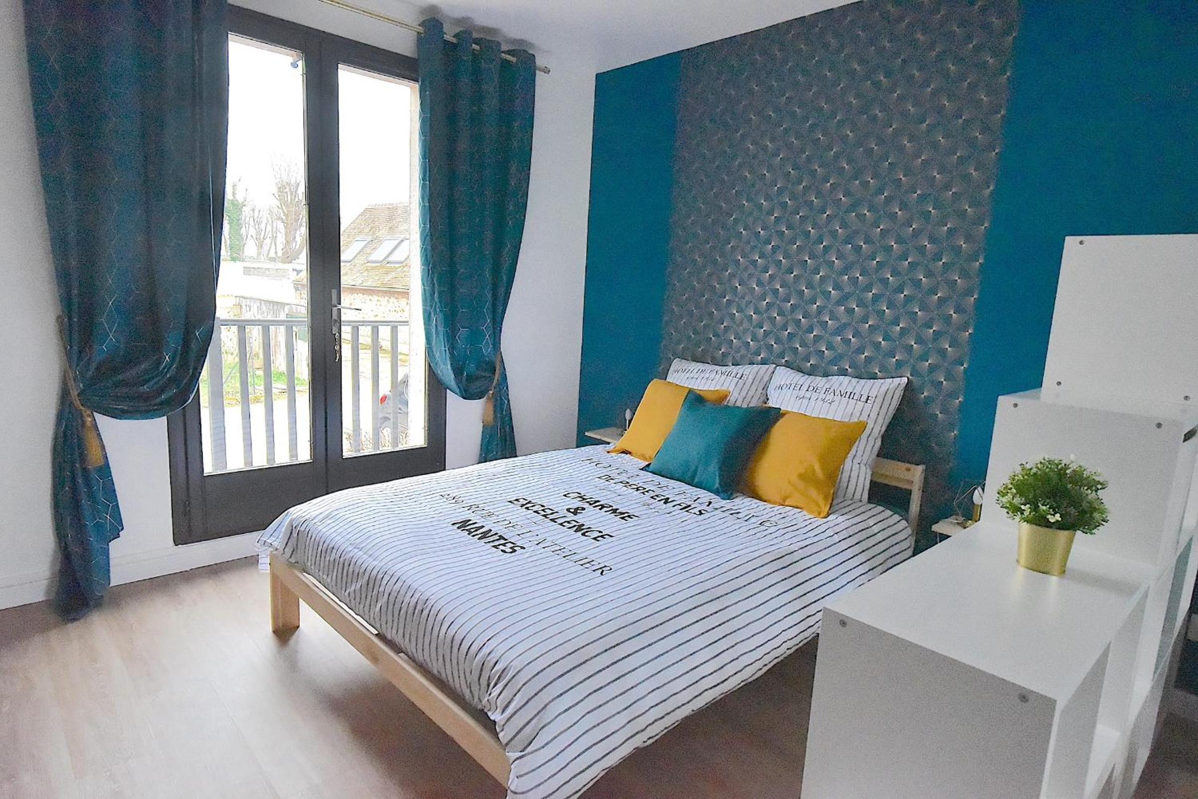 Apartment with Balcony