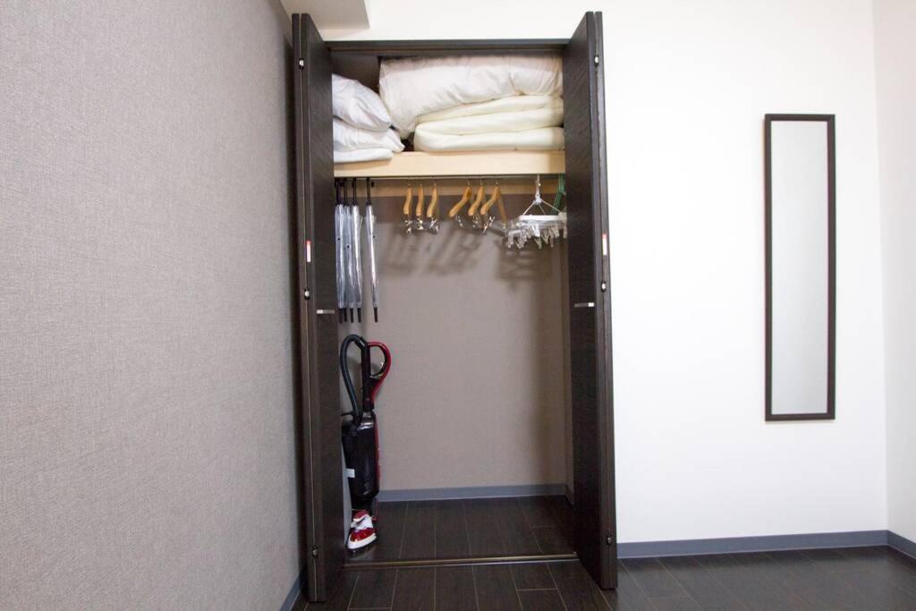 One-Bedroom Apartment - Photo 33