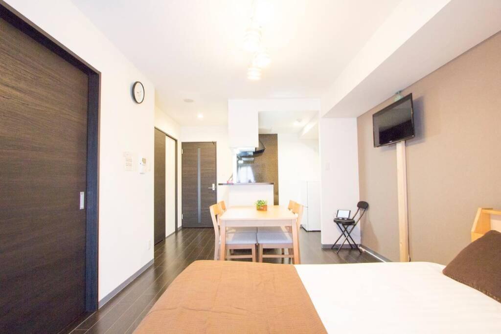 One-Bedroom Apartment - Photo 54