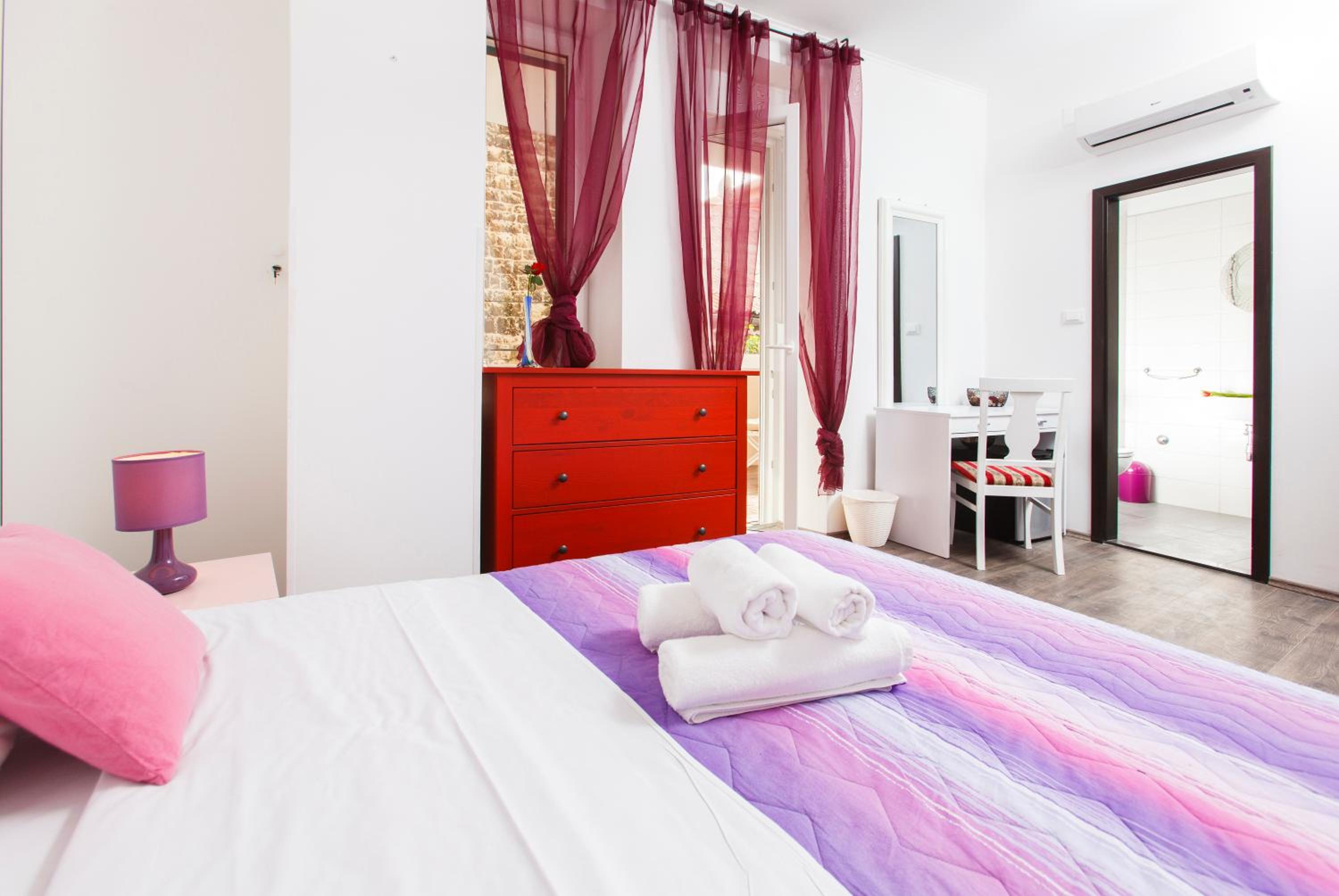 Double Room with Balcony photo 3