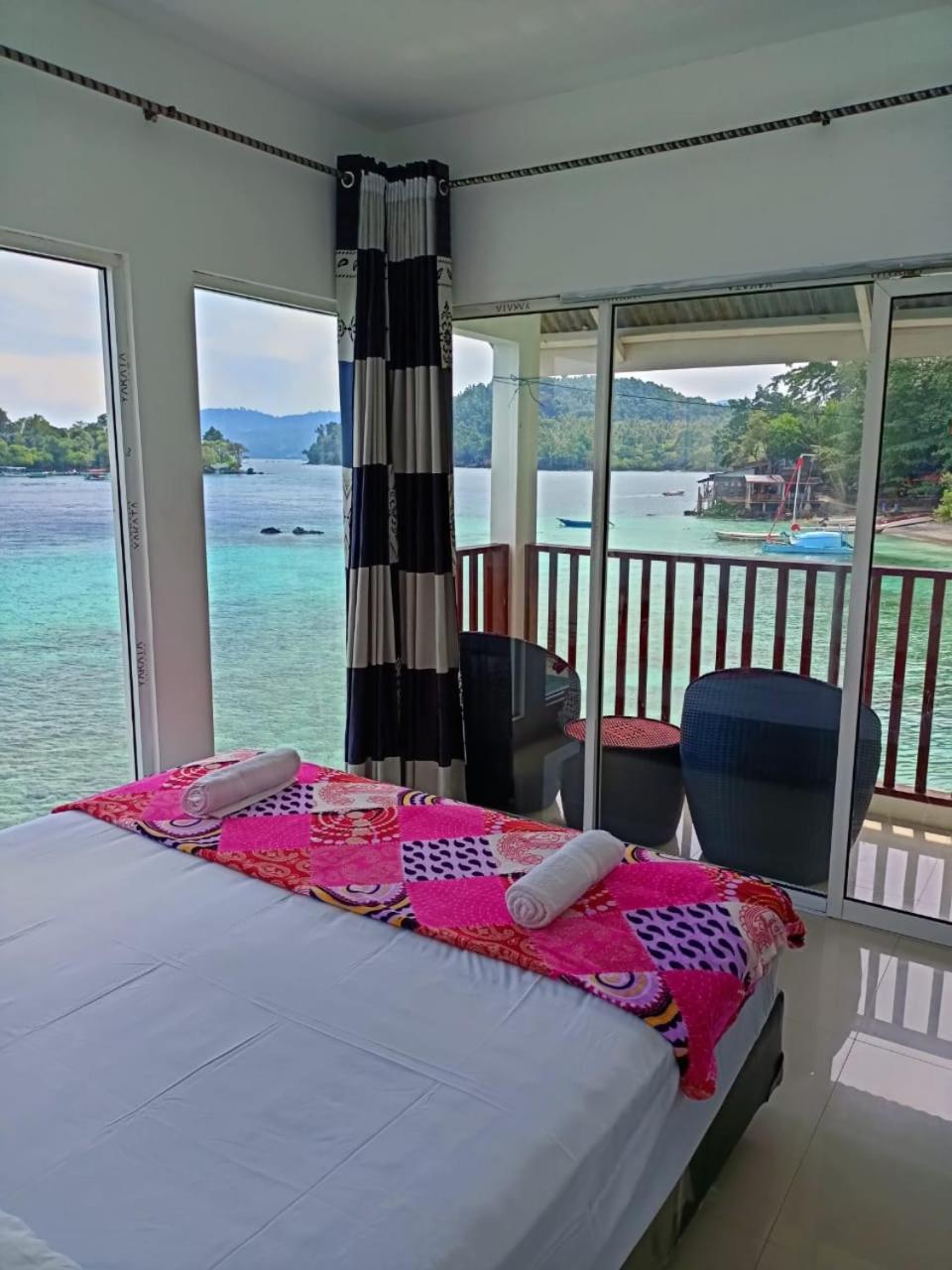 King Room with Sea View photo 2