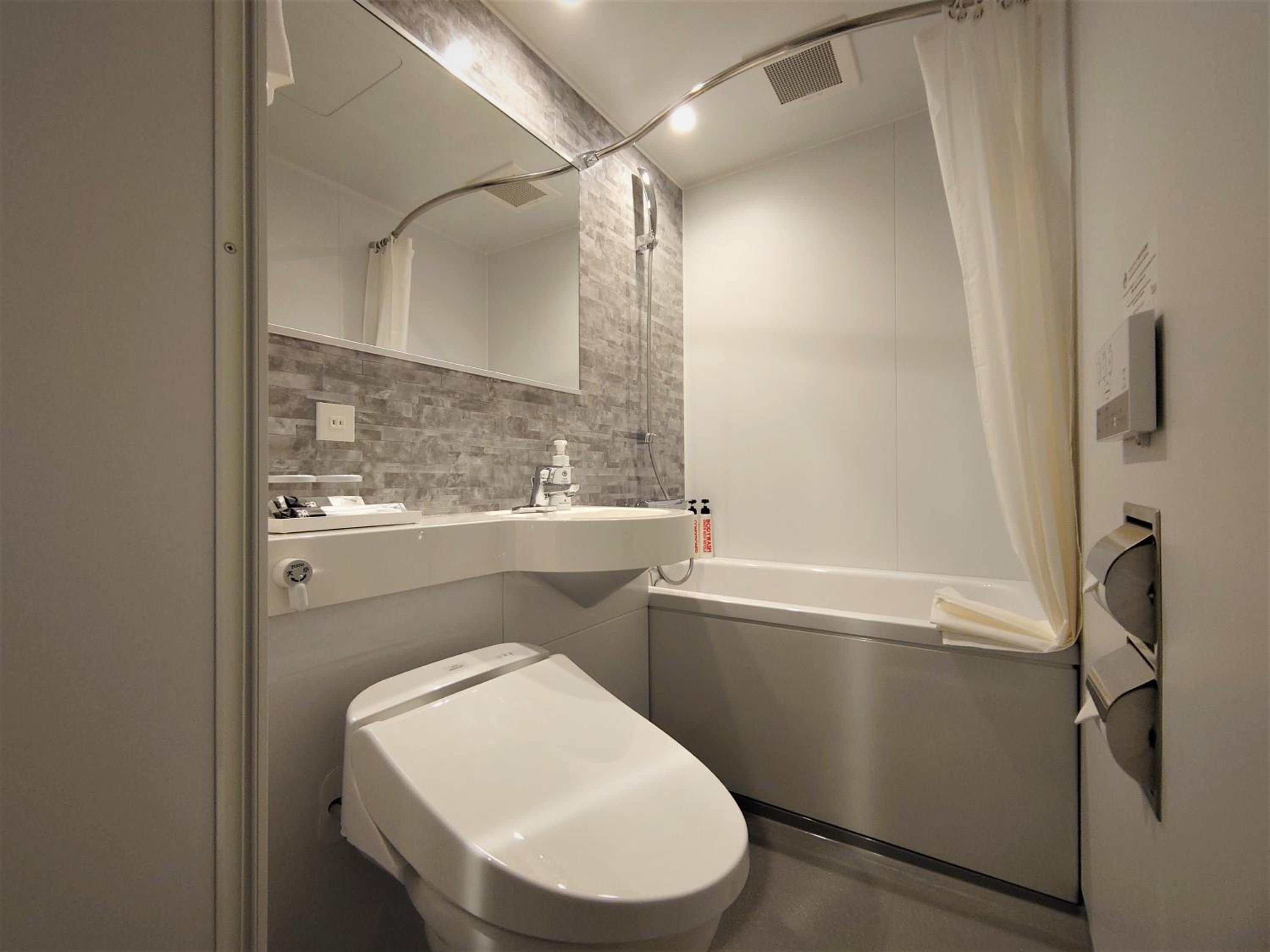Double Room - Non-Smoking  - Photo 13