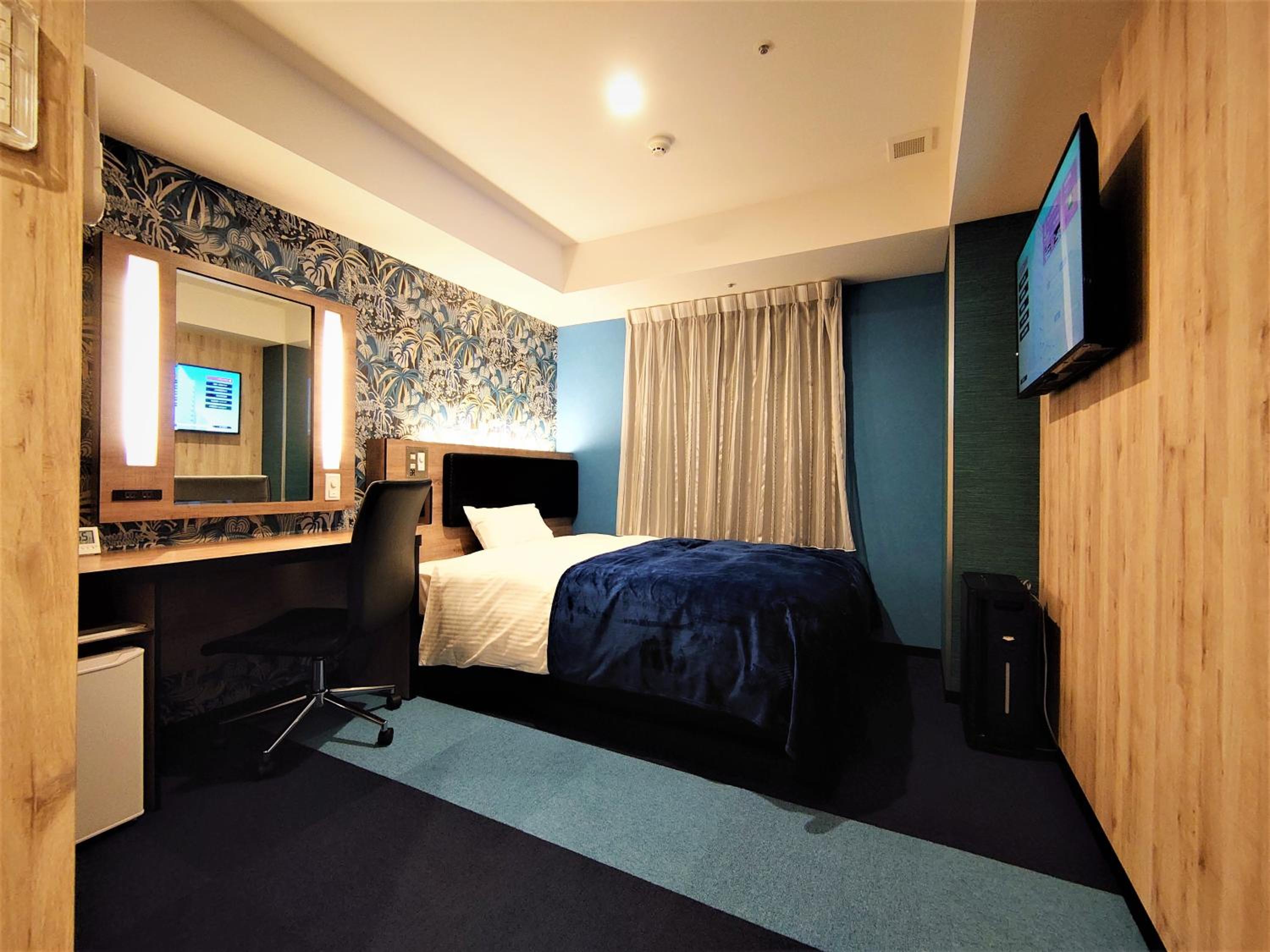 Double Room - Non-Smoking  - Photo 1