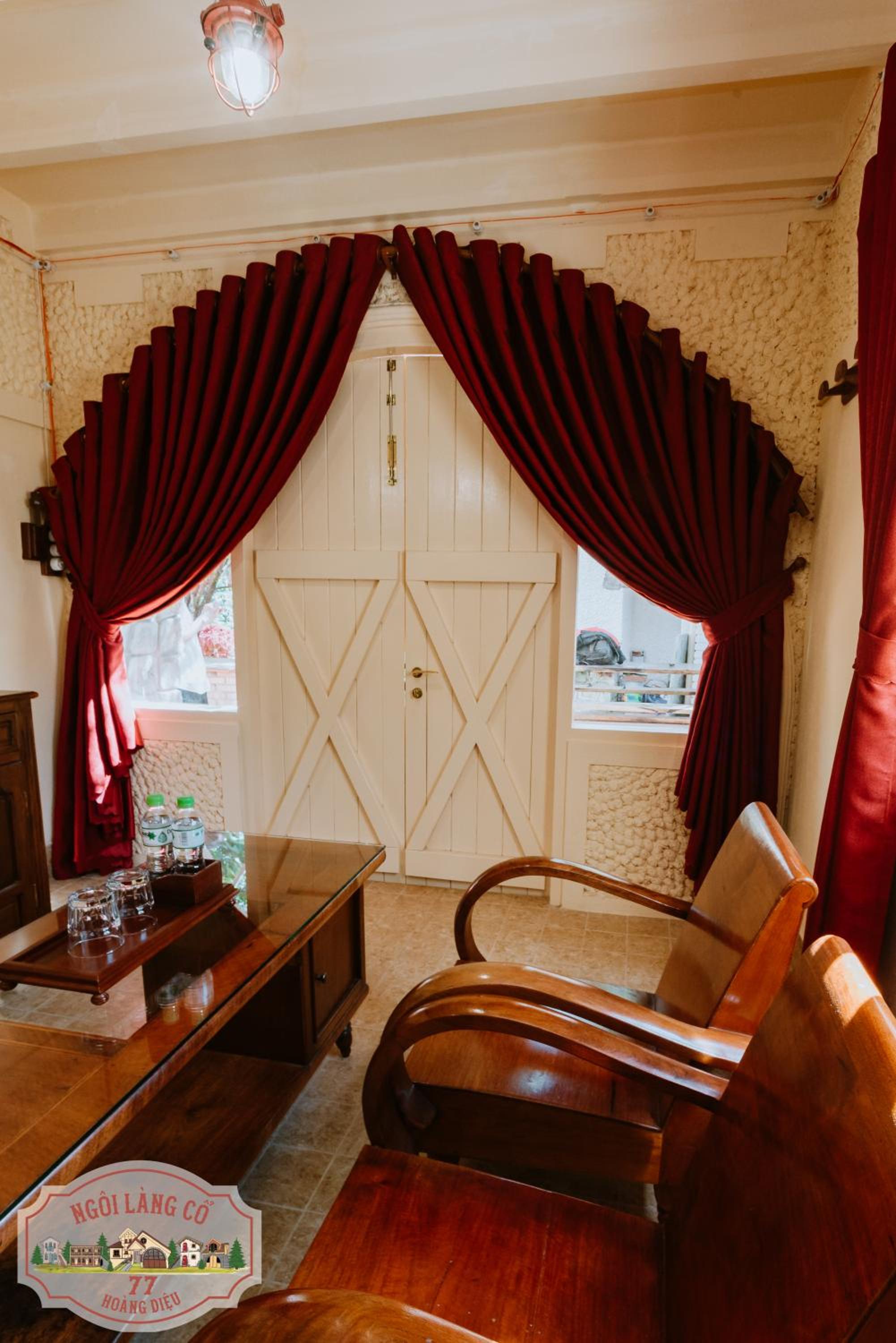Deluxe Double Room - Photo 13