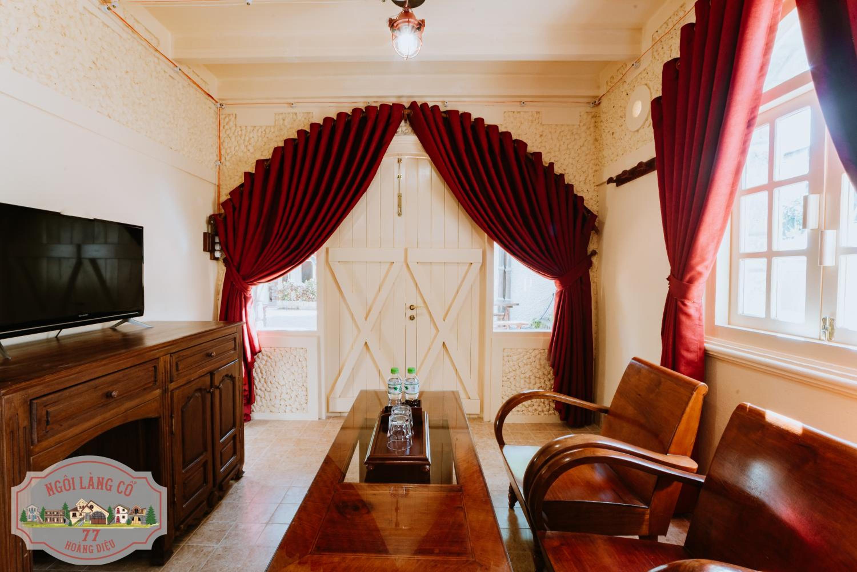 Deluxe Double Room - Photo 12