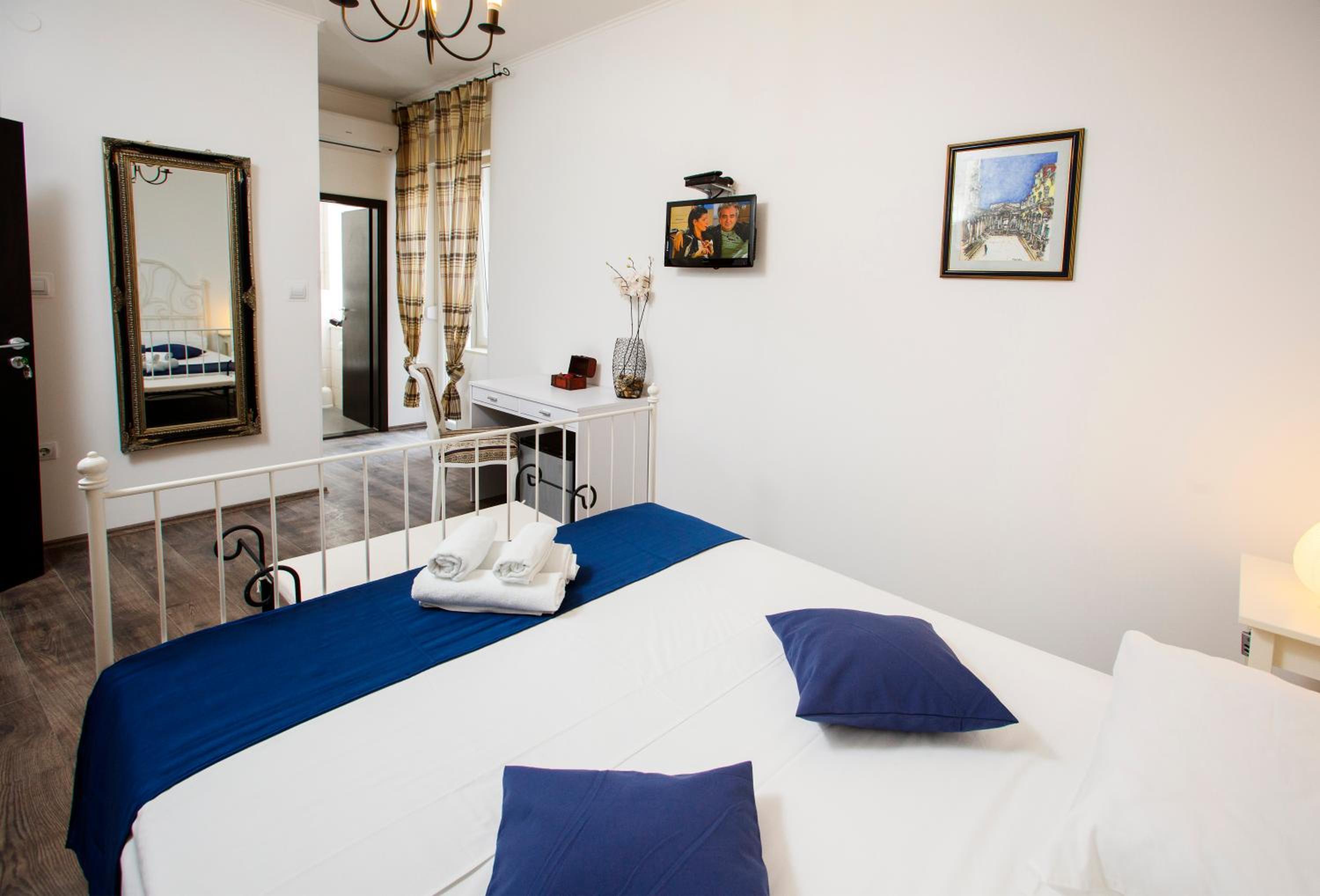 Double Room with Balcony photo 1